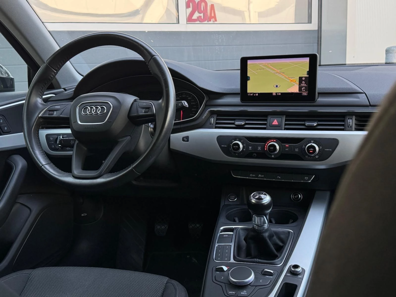 Hoofdafbeelding Audi A4