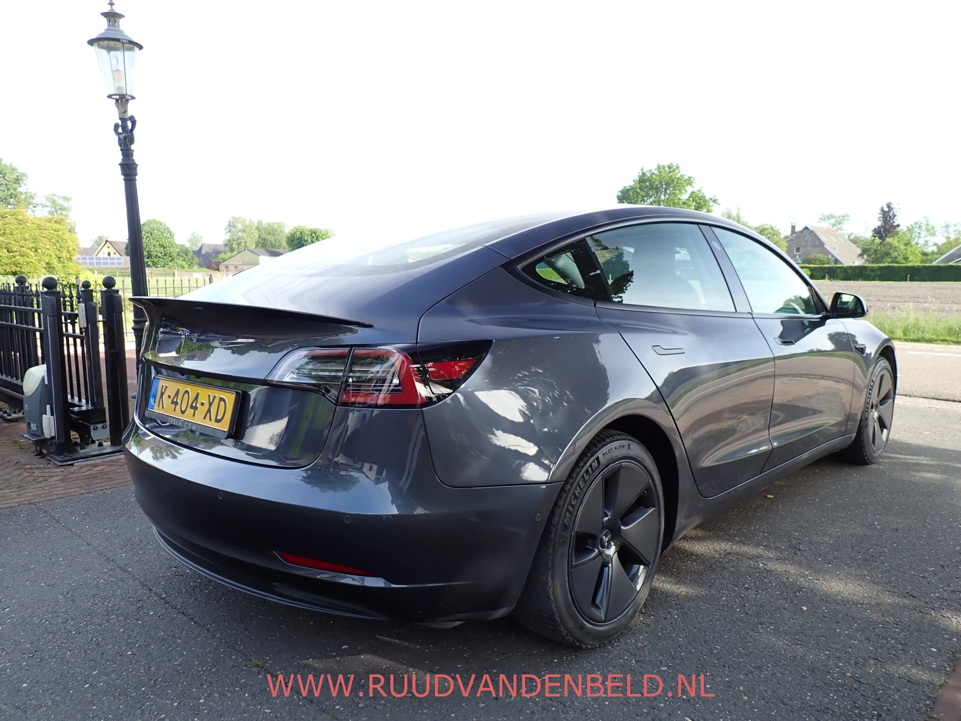 Hoofdafbeelding Tesla Model 3