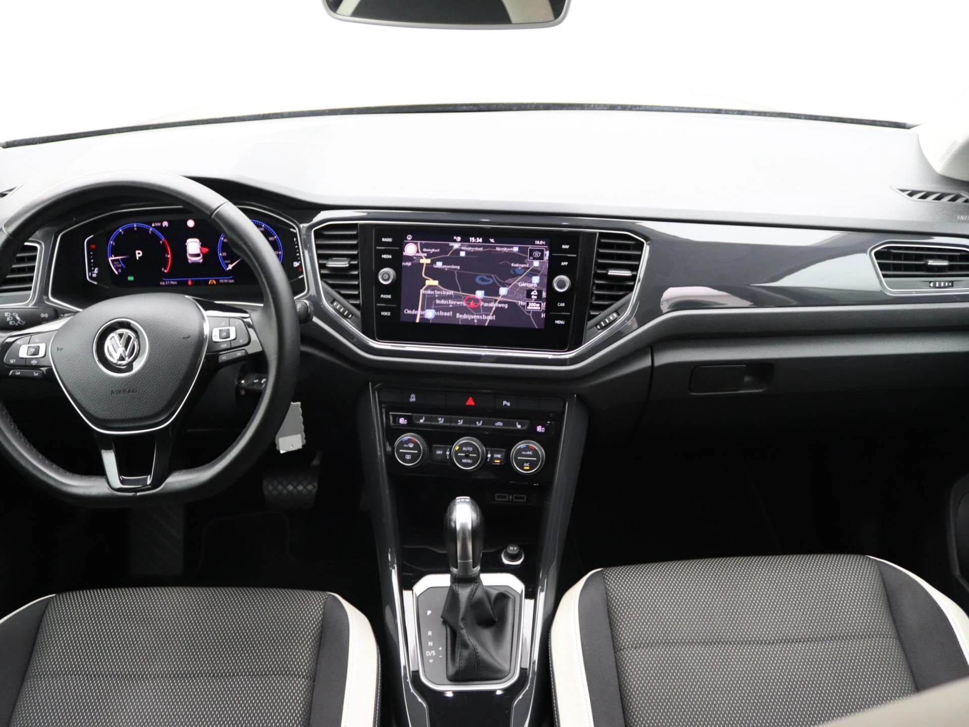 Hoofdafbeelding Volkswagen T-Roc