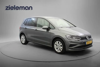 Volkswagen Golf Sportsvan 1.0 TSI Comfrotline Automaat - Navi, Camera, Cruise, Clima, Stoelverw. Massage