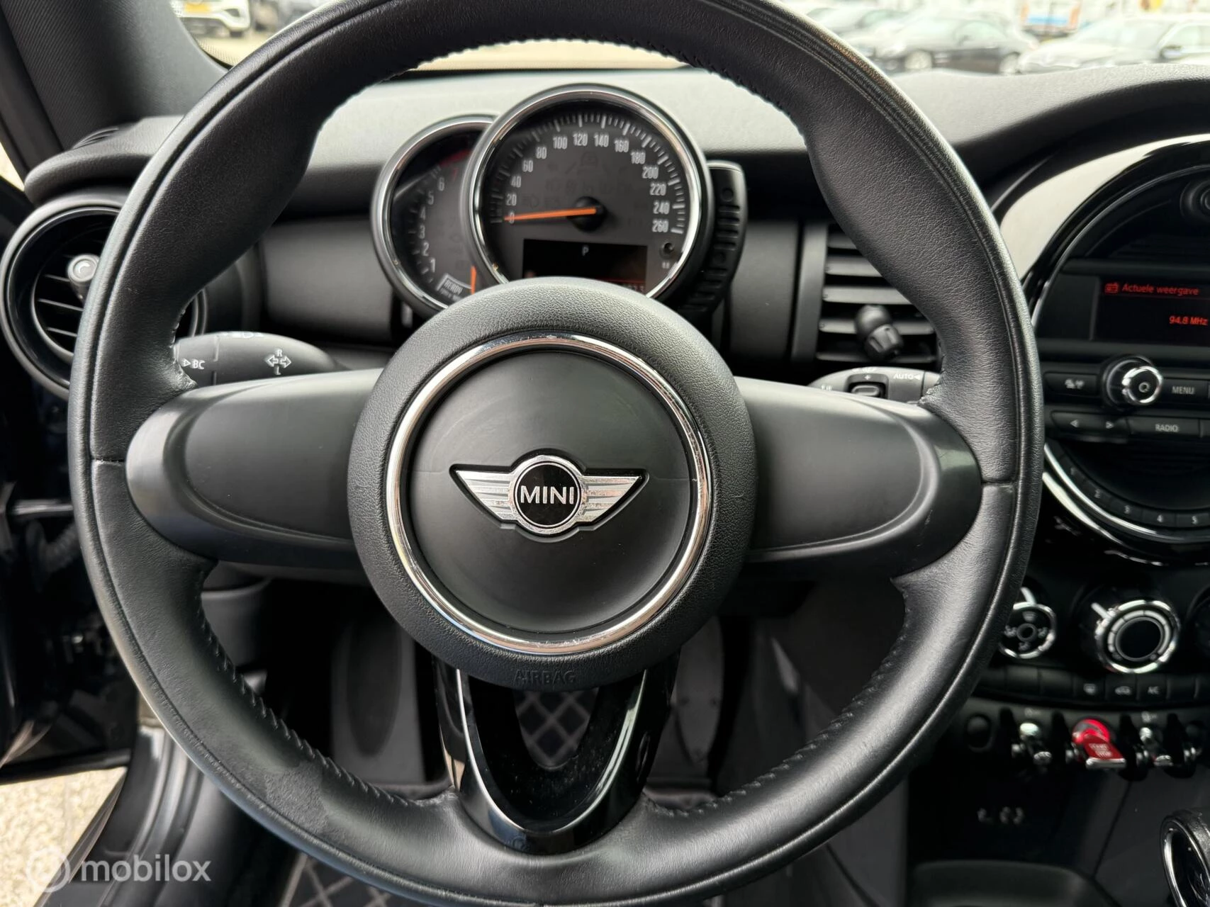 Hoofdafbeelding MINI One