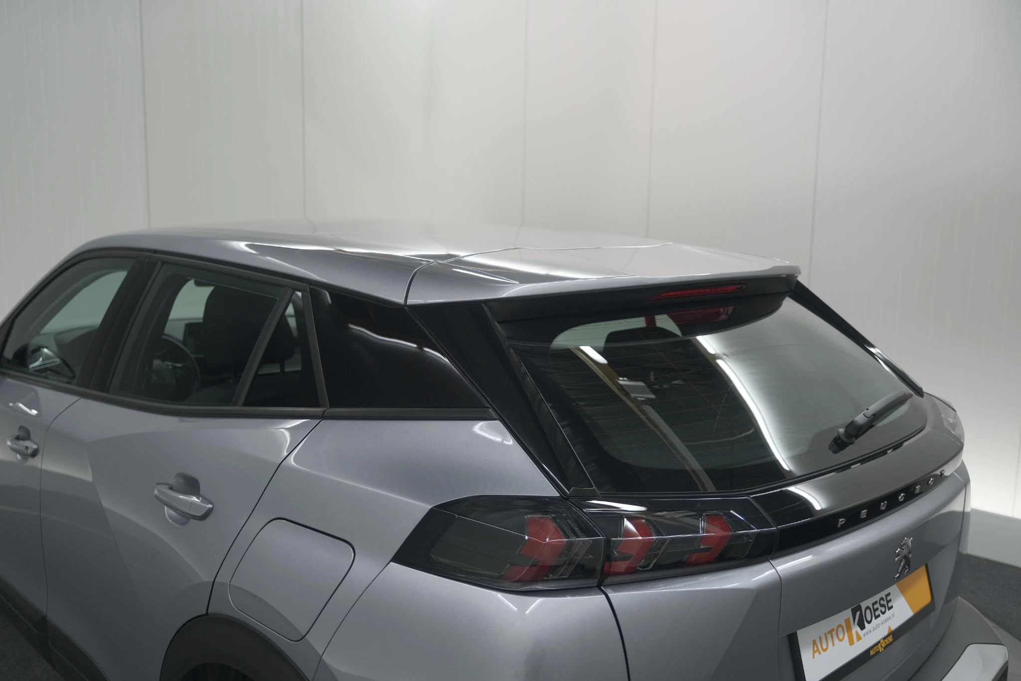 Hoofdafbeelding Peugeot e-2008