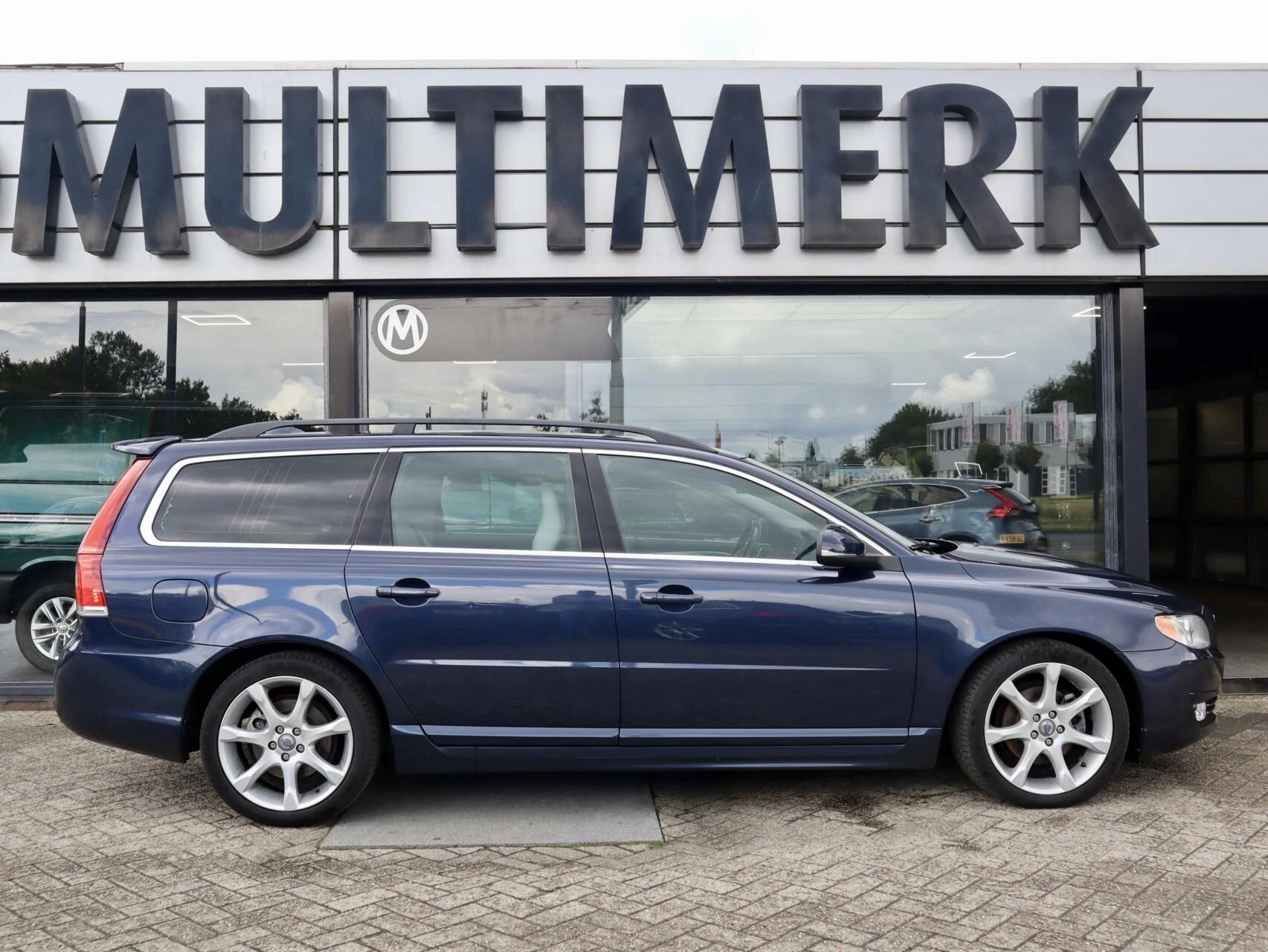 Hoofdafbeelding Volvo V70