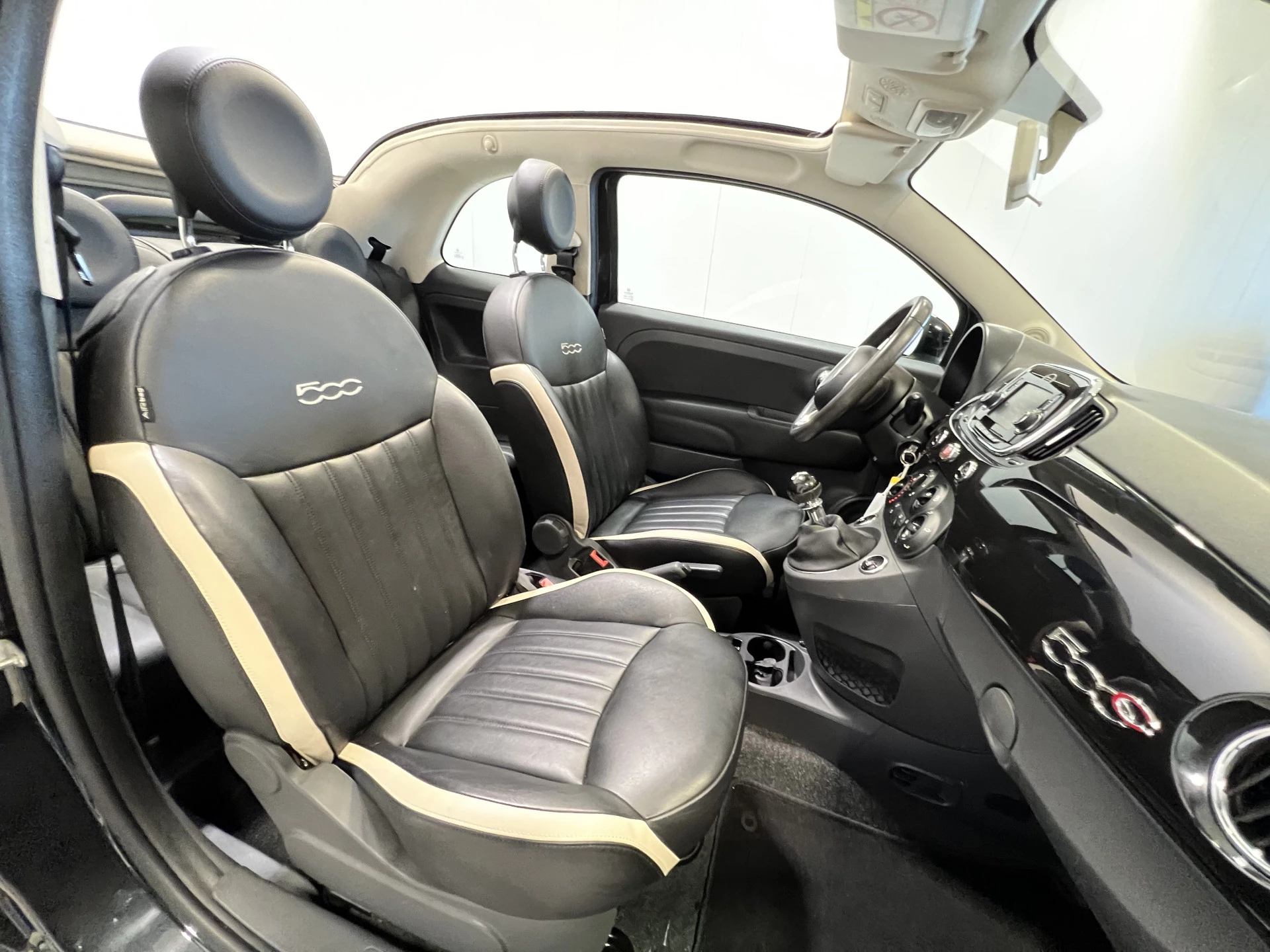 Hoofdafbeelding Fiat 500C