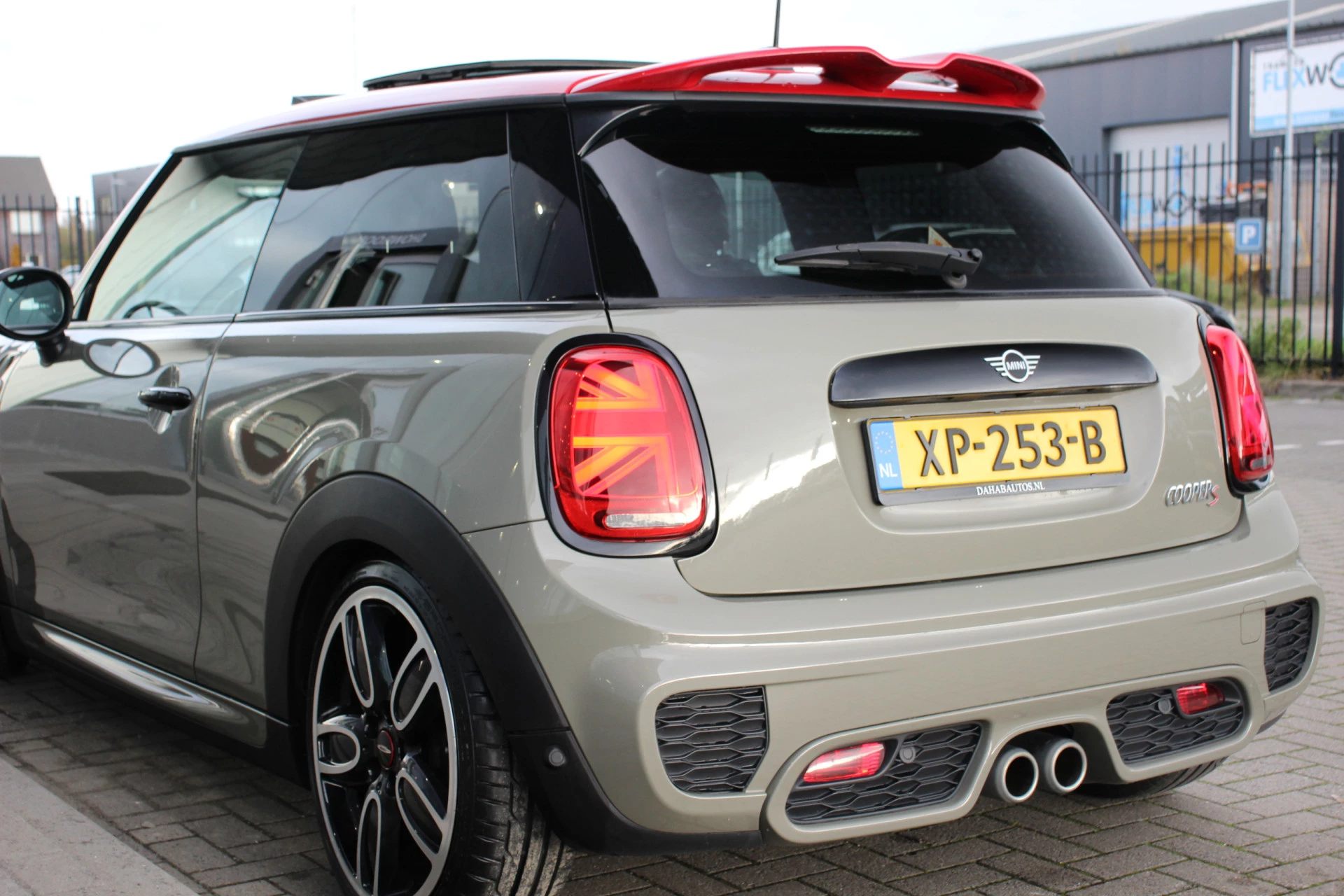 Hoofdafbeelding MINI Cooper S