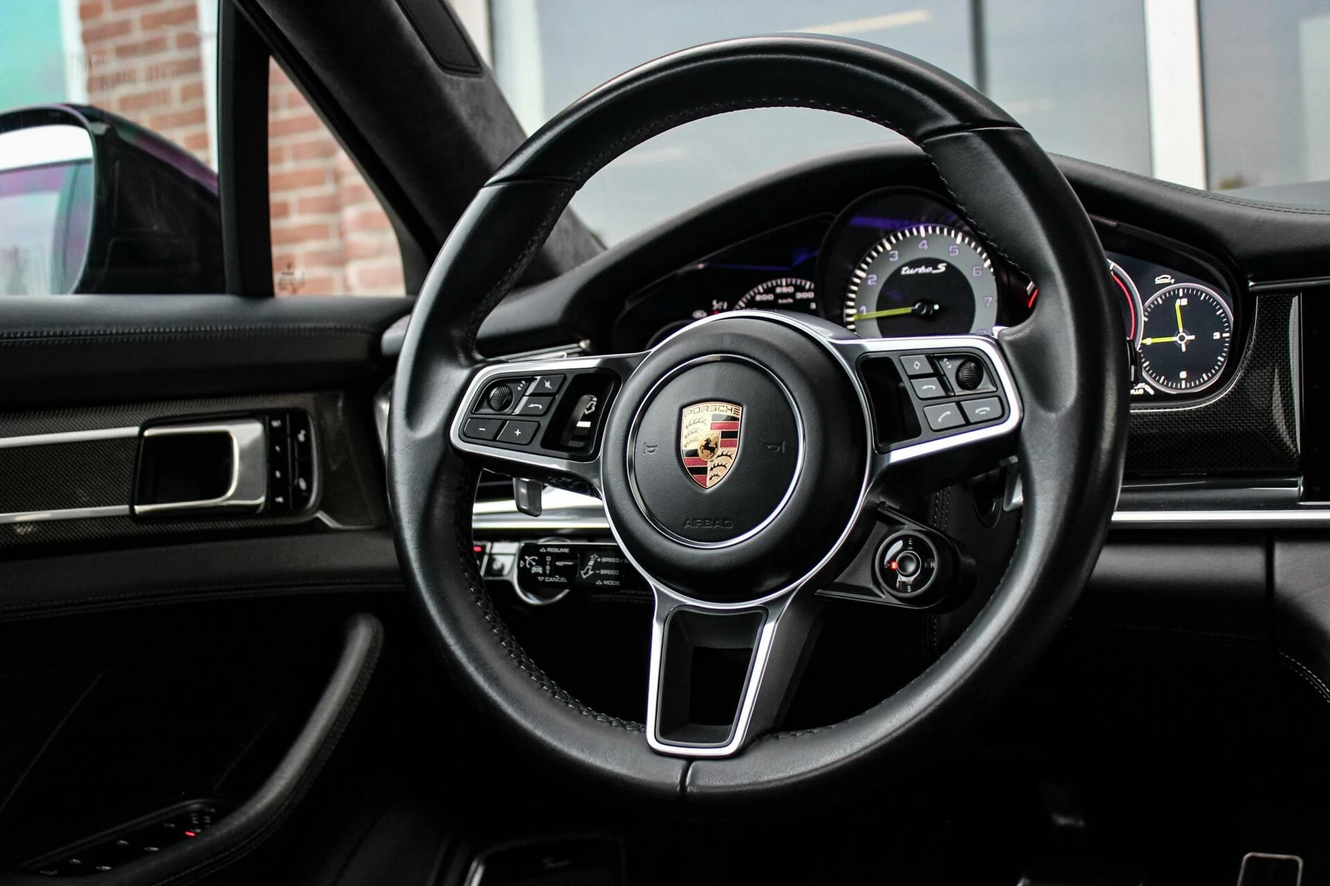 Hoofdafbeelding Porsche Panamera