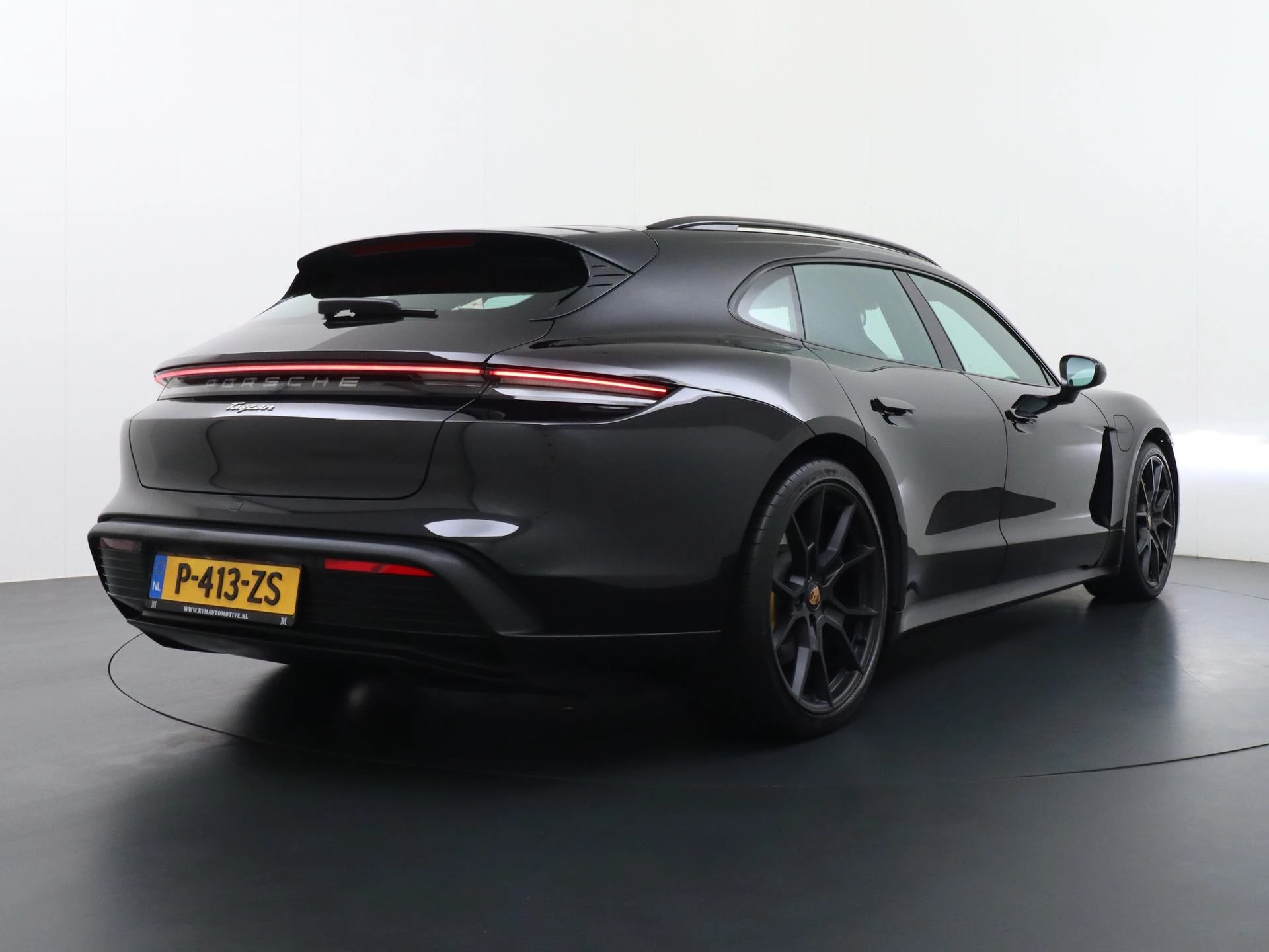 Hoofdafbeelding Porsche Taycan