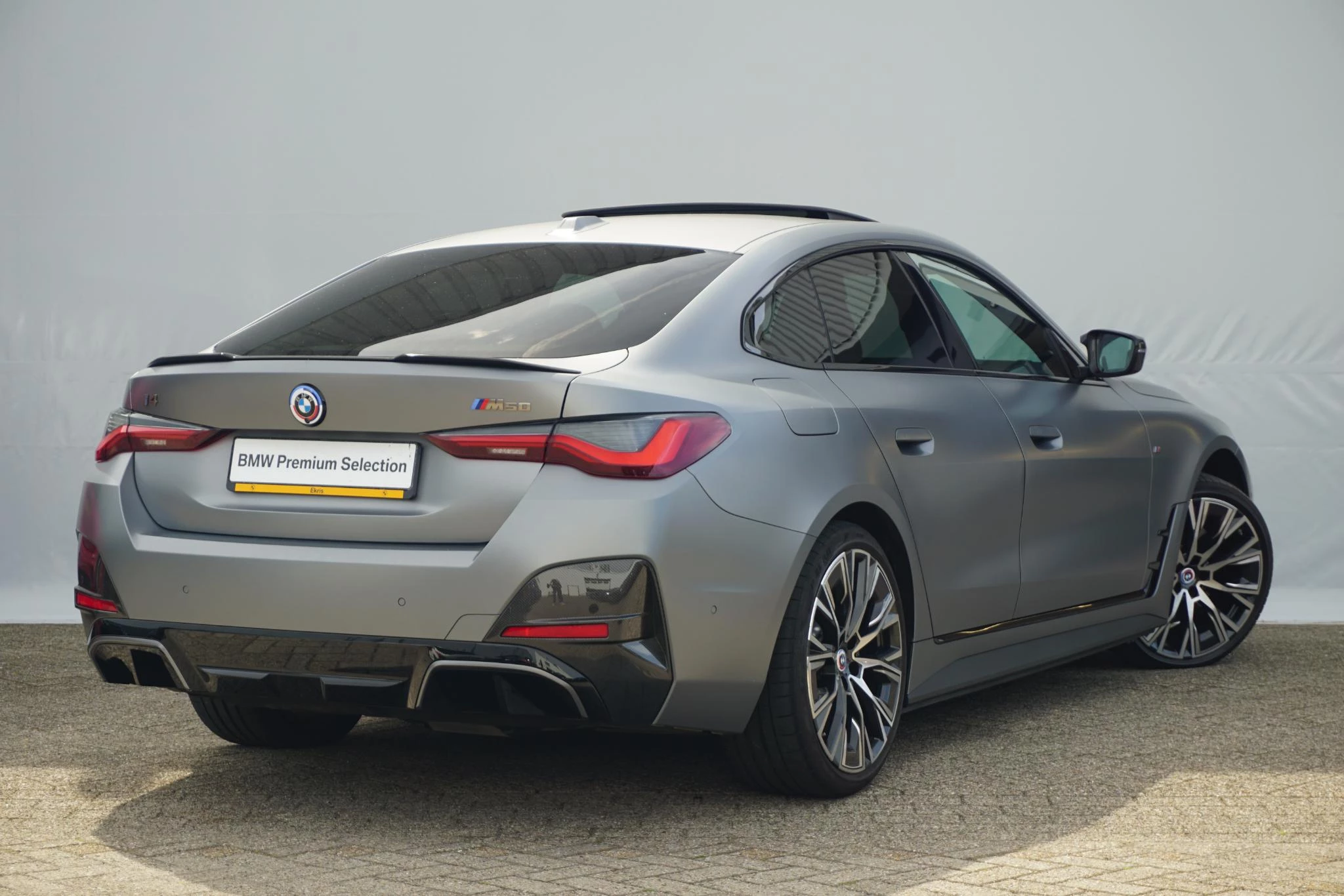 Hoofdafbeelding BMW i4