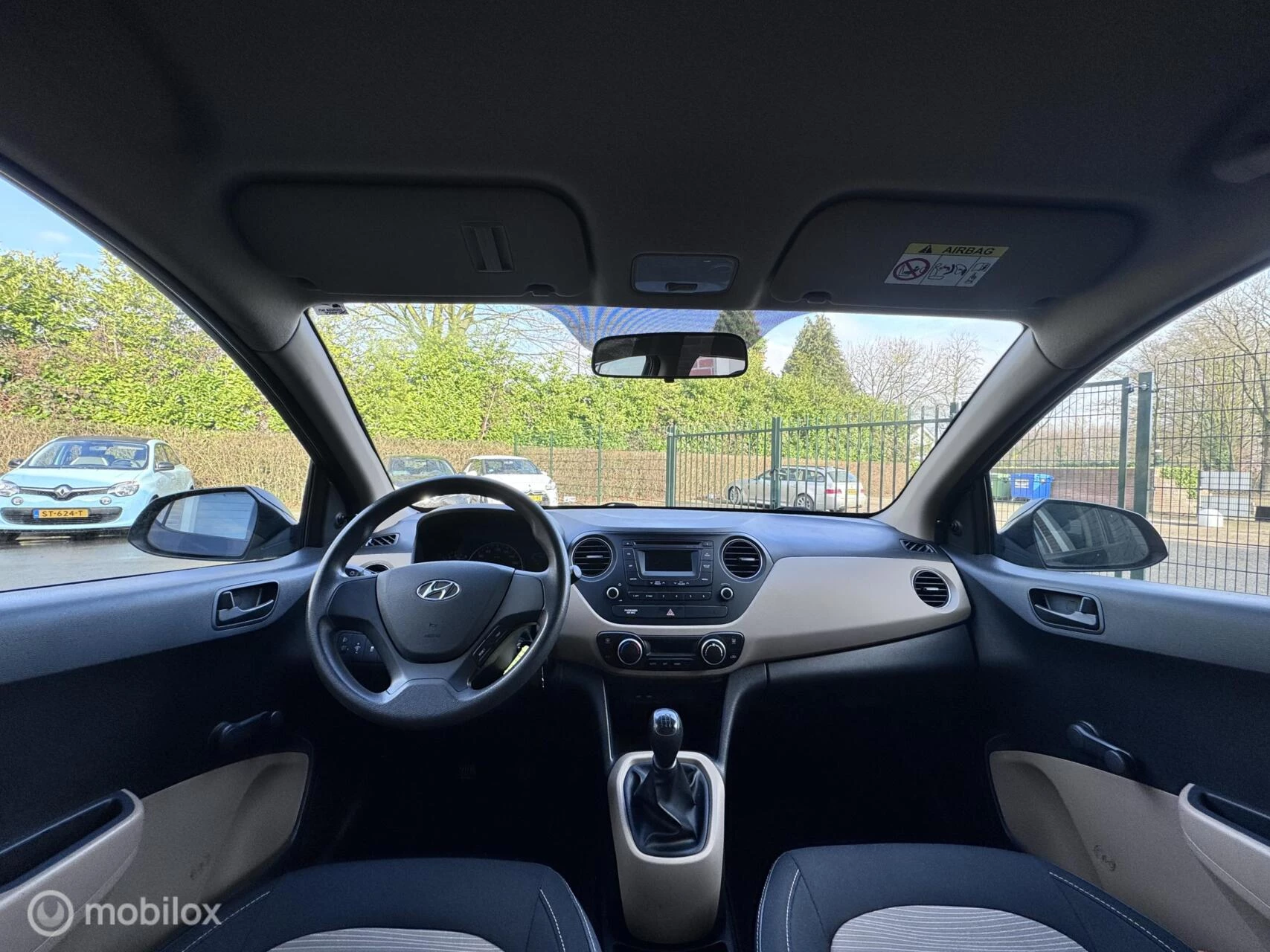 Hoofdafbeelding Hyundai i10