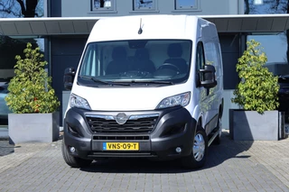 Hoofdafbeelding Opel Movano Opel Movano 2.2D 140 L2H2 Edition | Navi | Cruise | Side Bars | Betimmering |