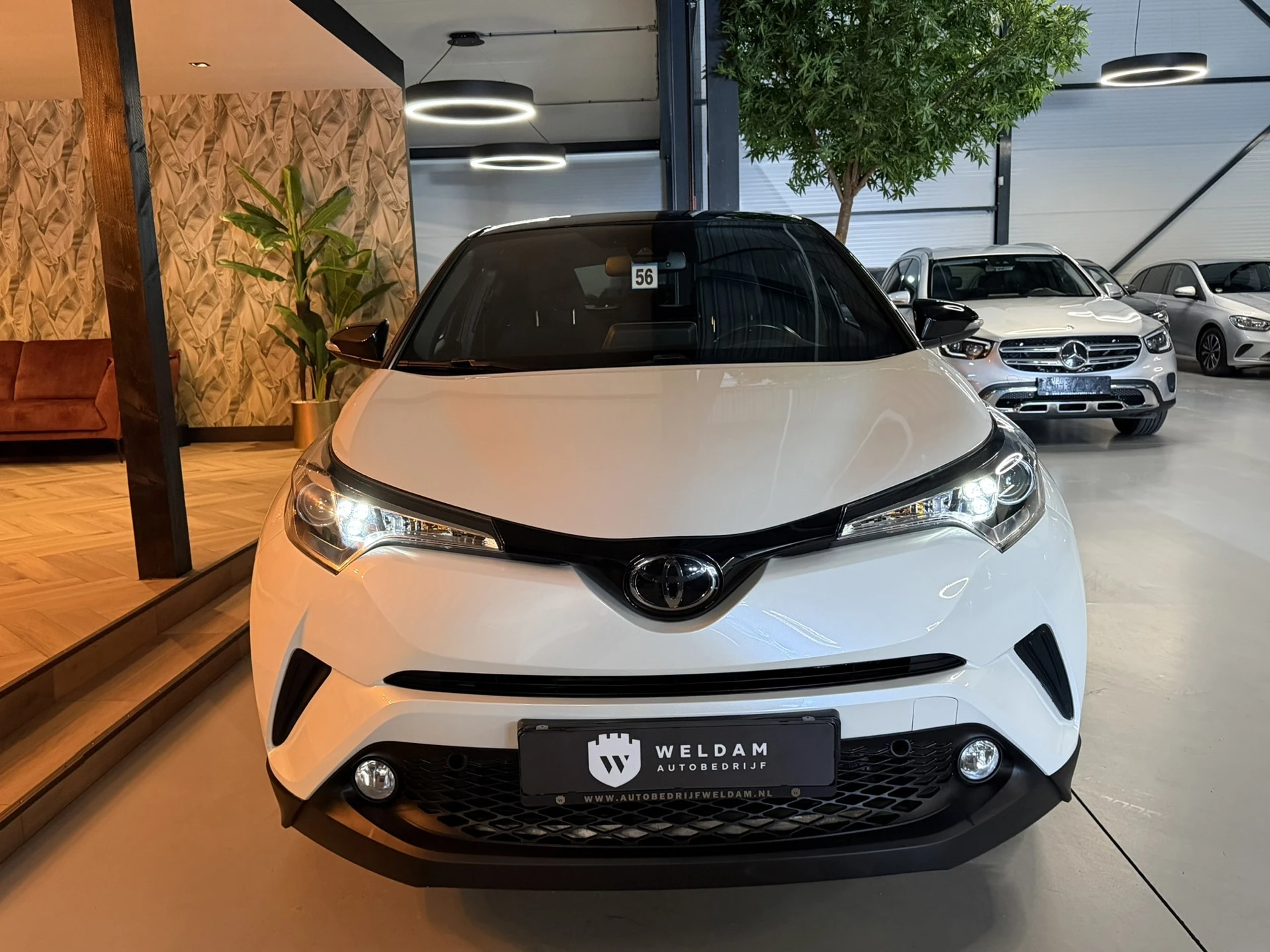 Hoofdafbeelding Toyota C-HR