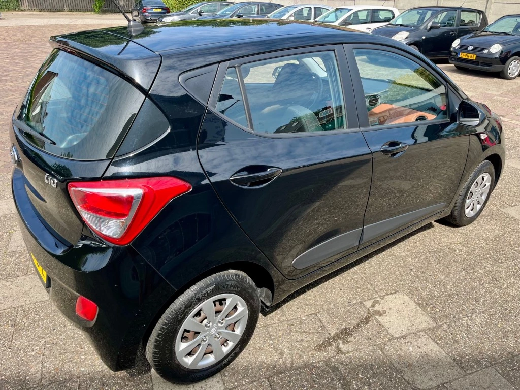 Hoofdafbeelding Hyundai i10