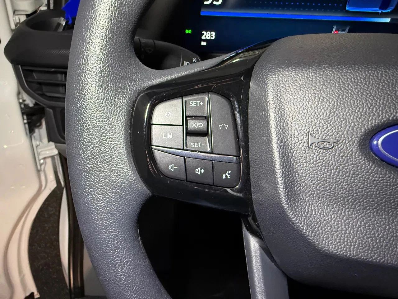 Hoofdafbeelding Ford E-Transit Custom