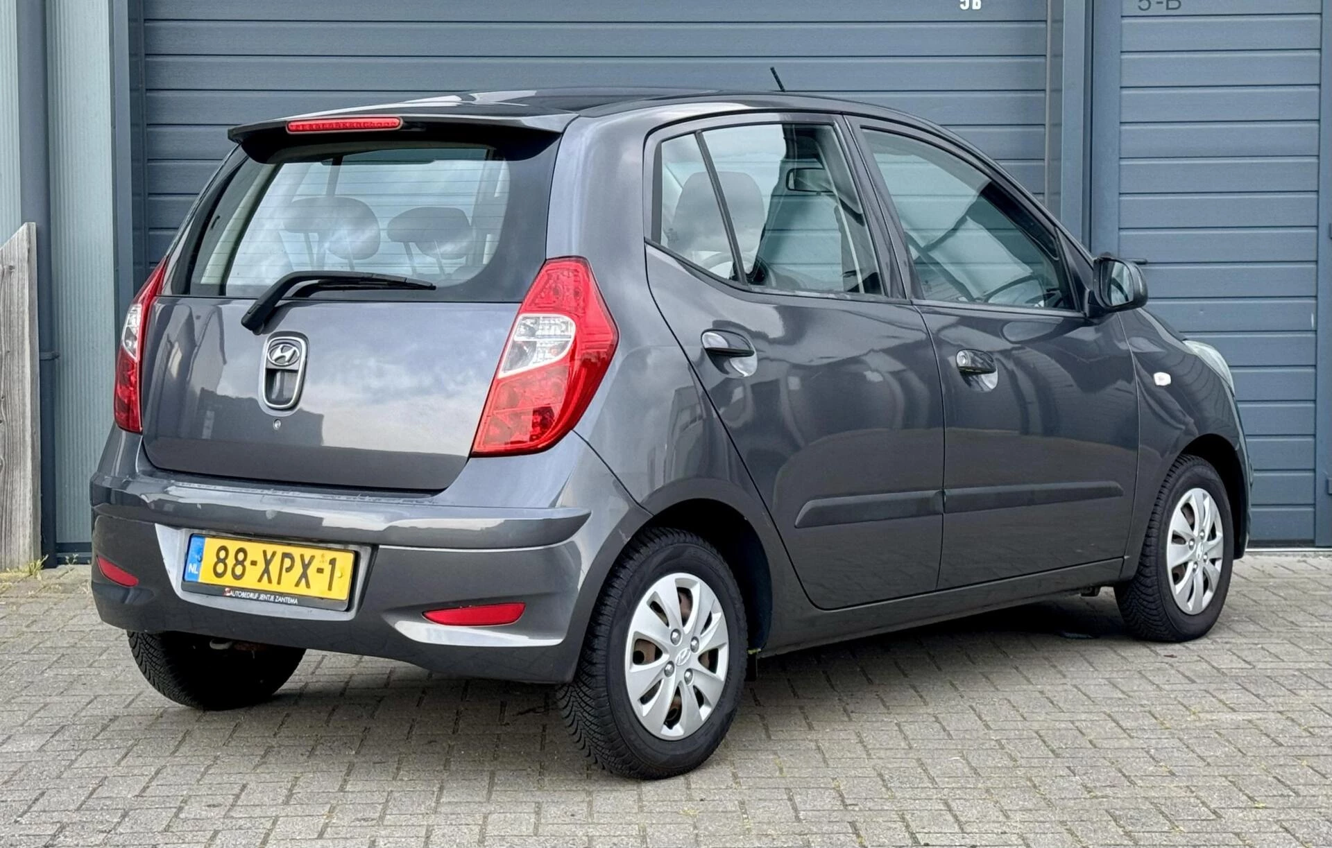 Hoofdafbeelding Hyundai i10