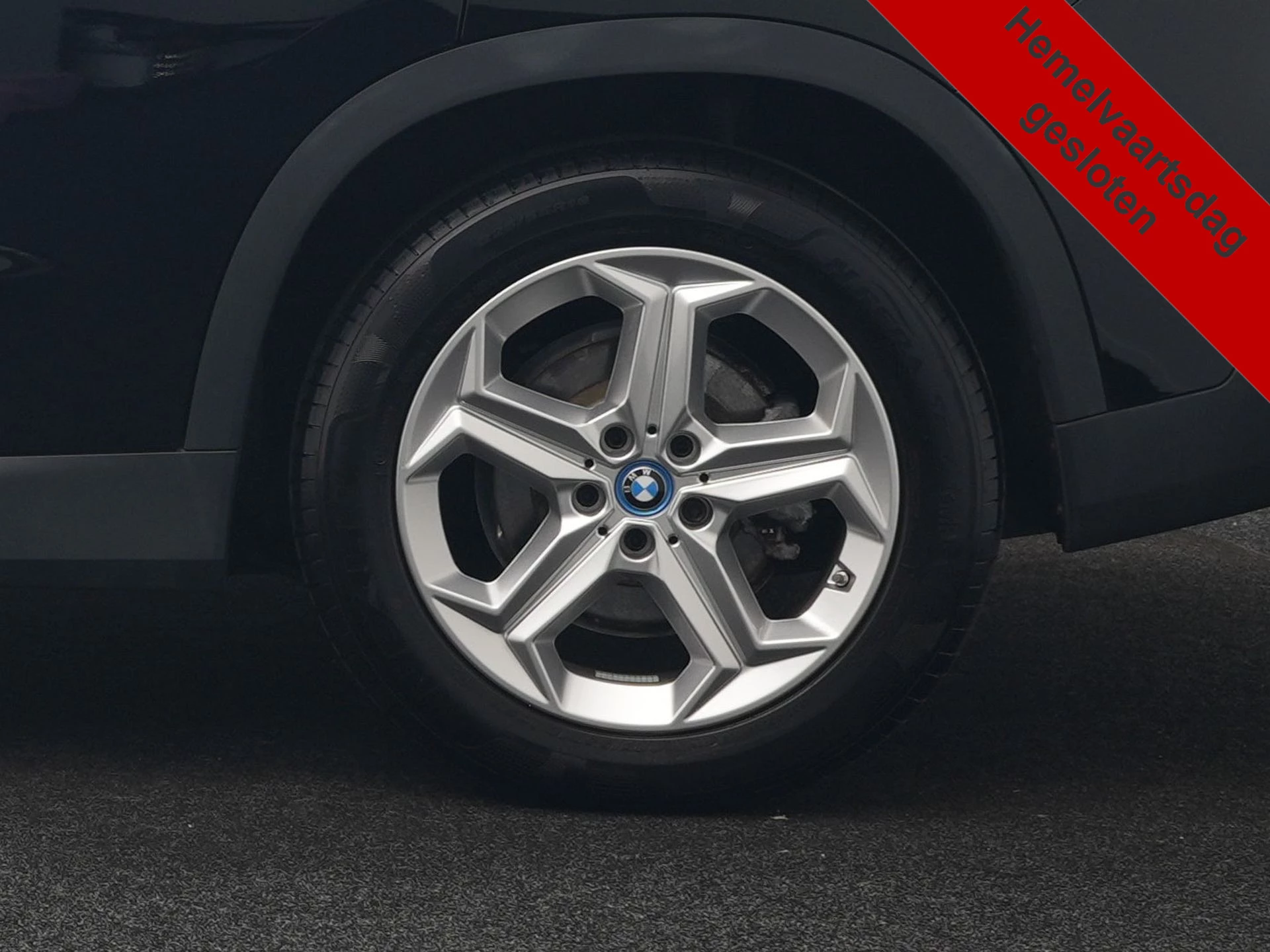 Hoofdafbeelding BMW iX1