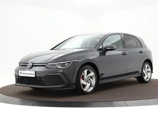 Volkswagen Golf 1.4 245pk DSG eHybrid GTE · Navigatie · Keyless · Head-Up Display · Apple/Android Car Play · Sportstoelen · Parkeerassistent · Sfeerverlichting · Garantie t/m 20-01-2027 of 100.000km