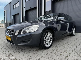 Volvo V60 1.6 T3 Momentum 2011