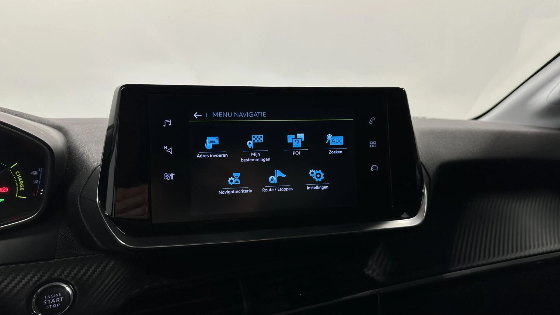 Hoofdafbeelding Peugeot e-208