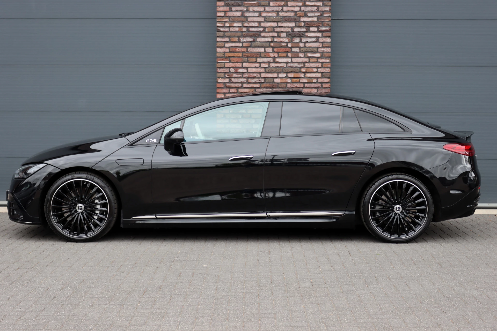 Hoofdafbeelding Mercedes-Benz EQE