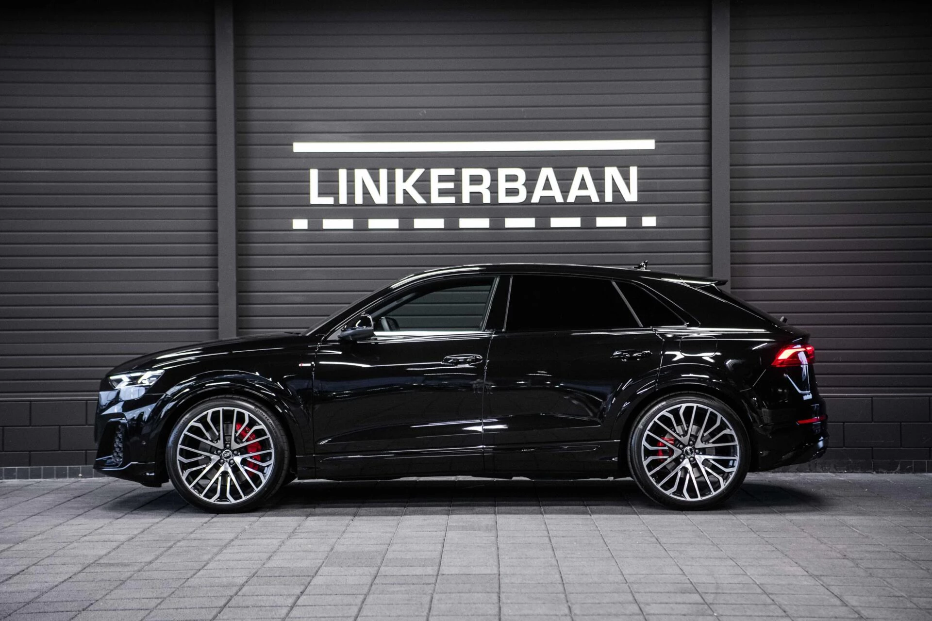 Hoofdafbeelding Audi Q8