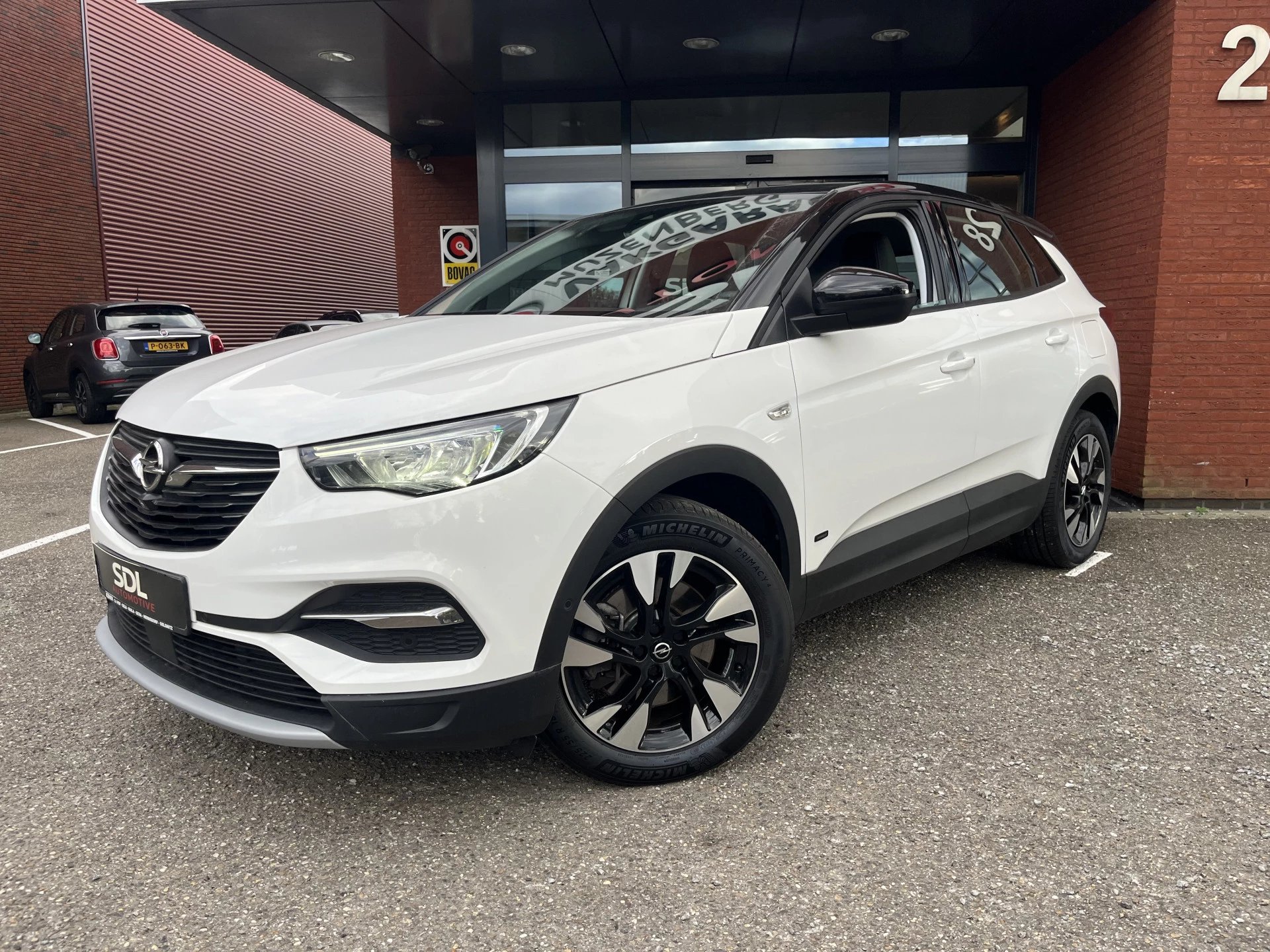 Hoofdafbeelding Opel Grandland X