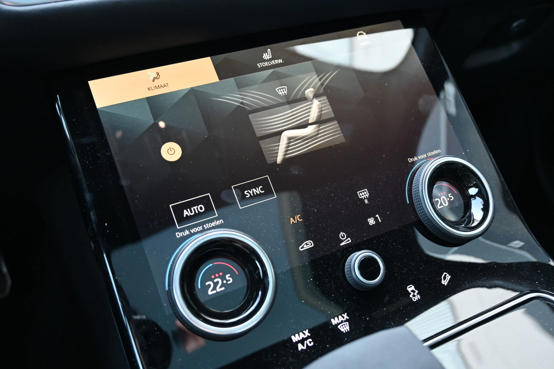 Hoofdafbeelding Land Rover Range Rover Velar