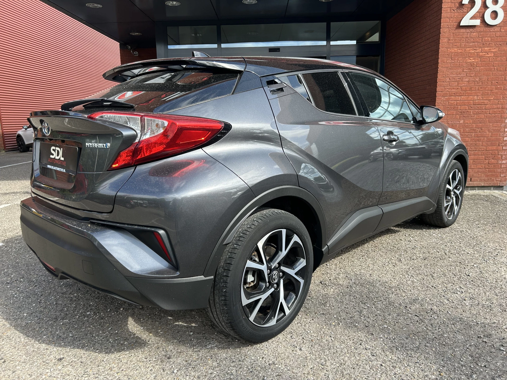 Hoofdafbeelding Toyota C-HR