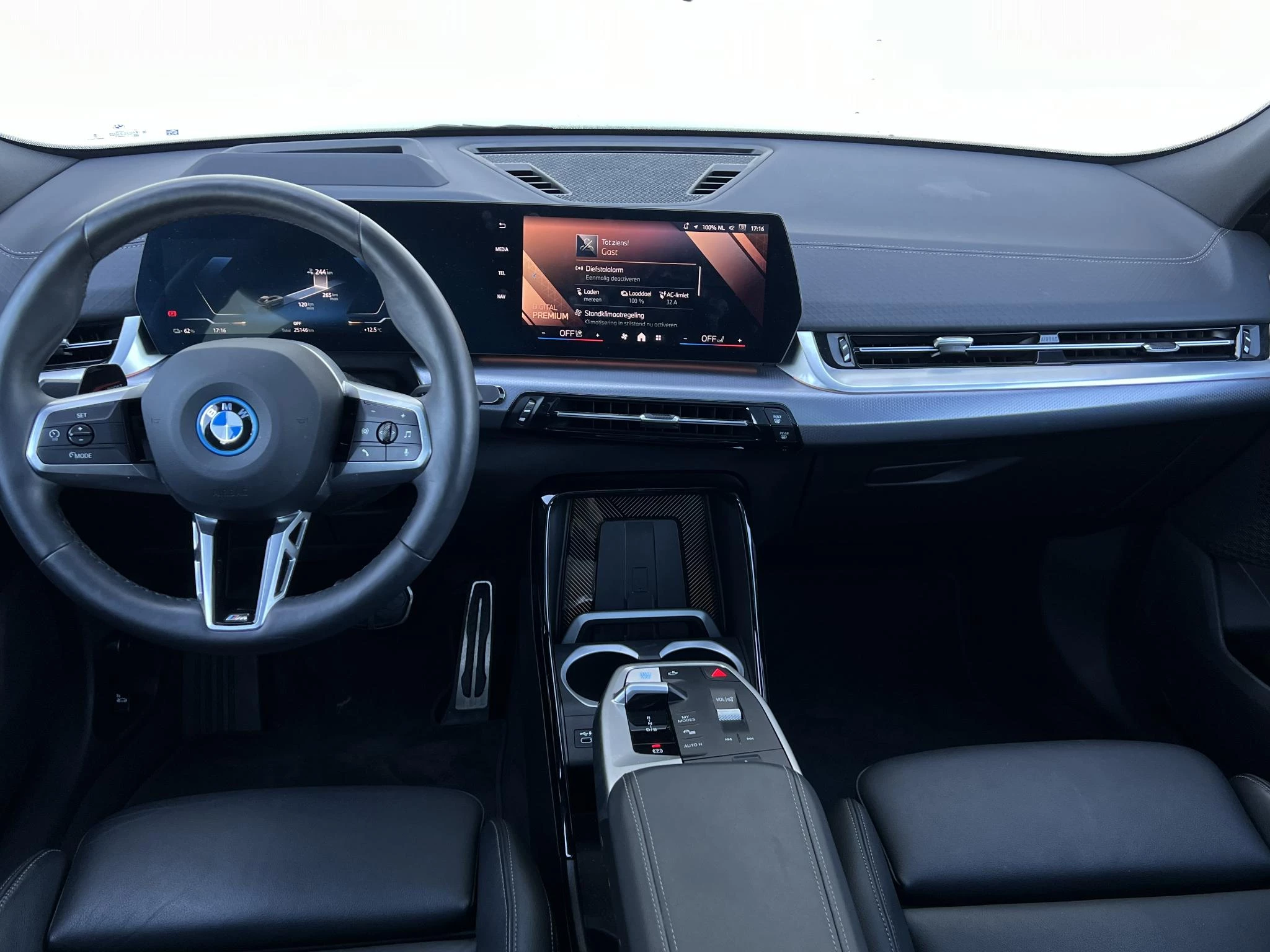 Hoofdafbeelding BMW iX2