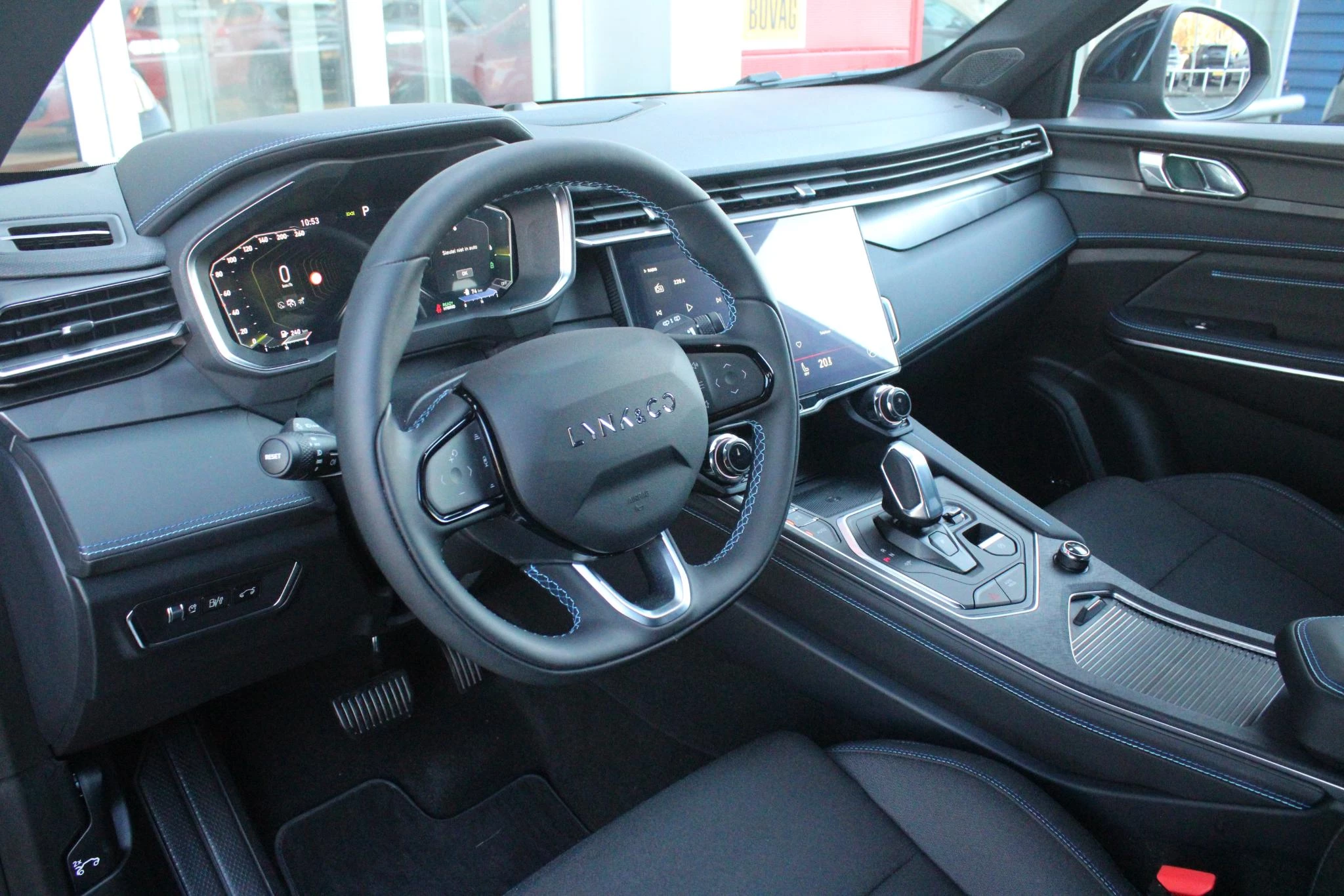 Hoofdafbeelding Lynk & Co 01