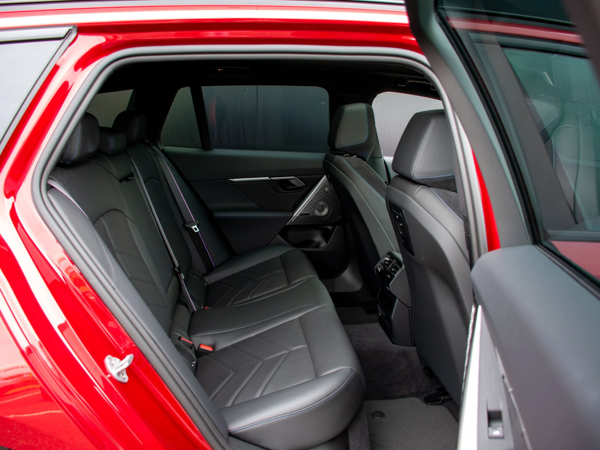 Hoofdafbeelding BMW i5