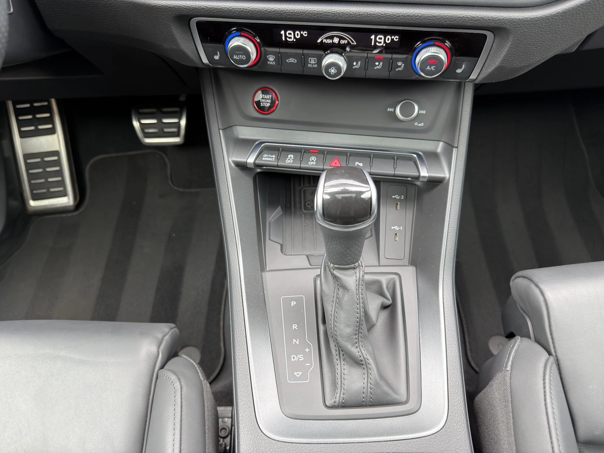 Hoofdafbeelding Audi RSQ3