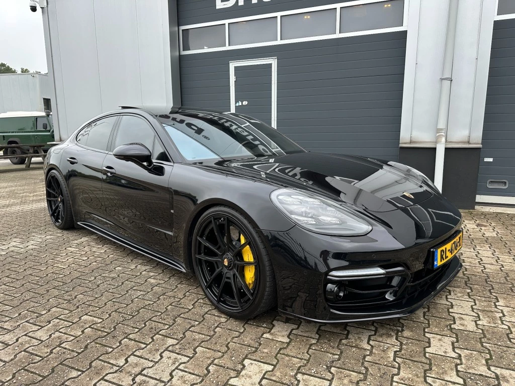Hoofdafbeelding Porsche Panamera