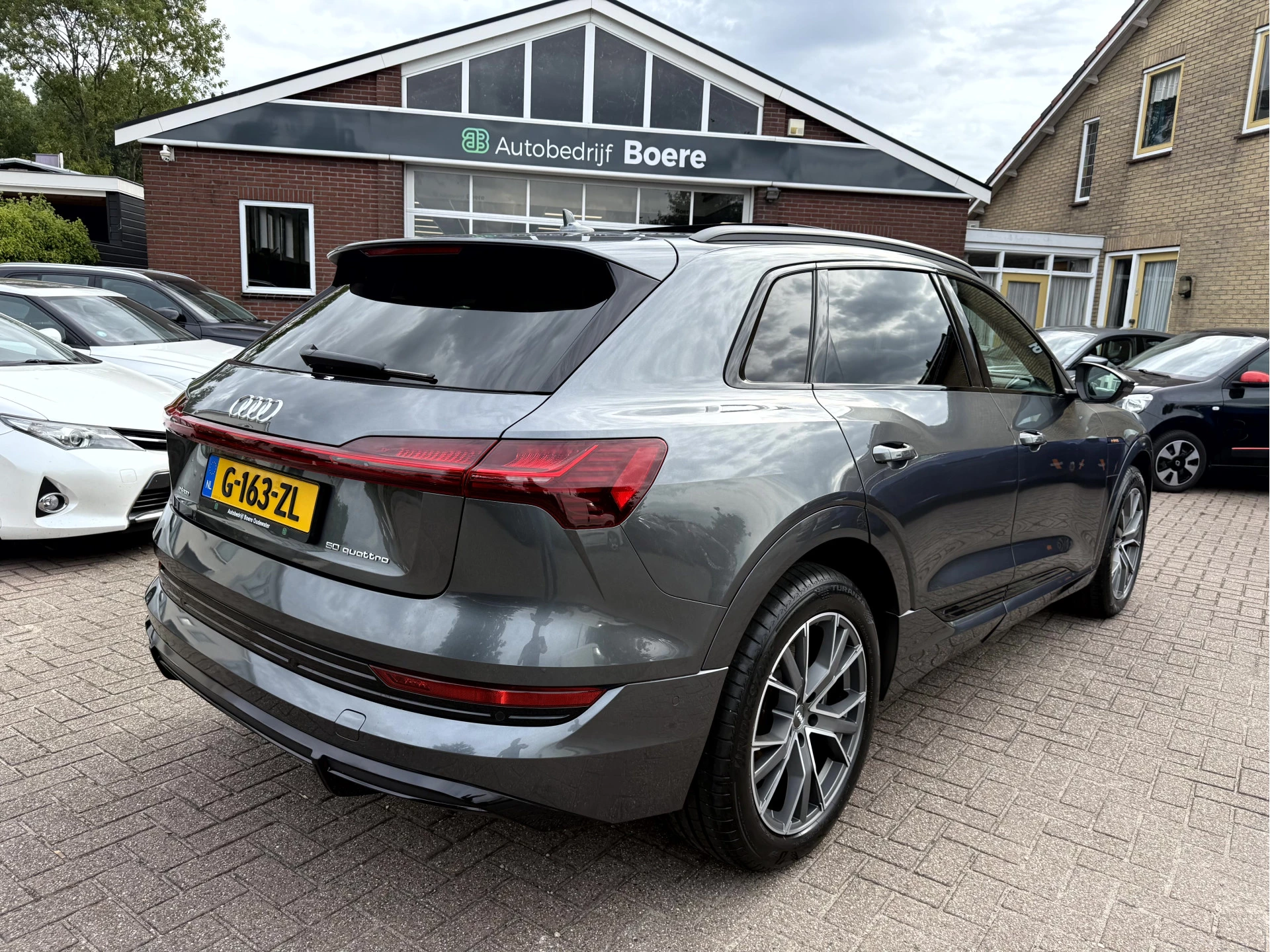 Hoofdafbeelding Audi e-tron