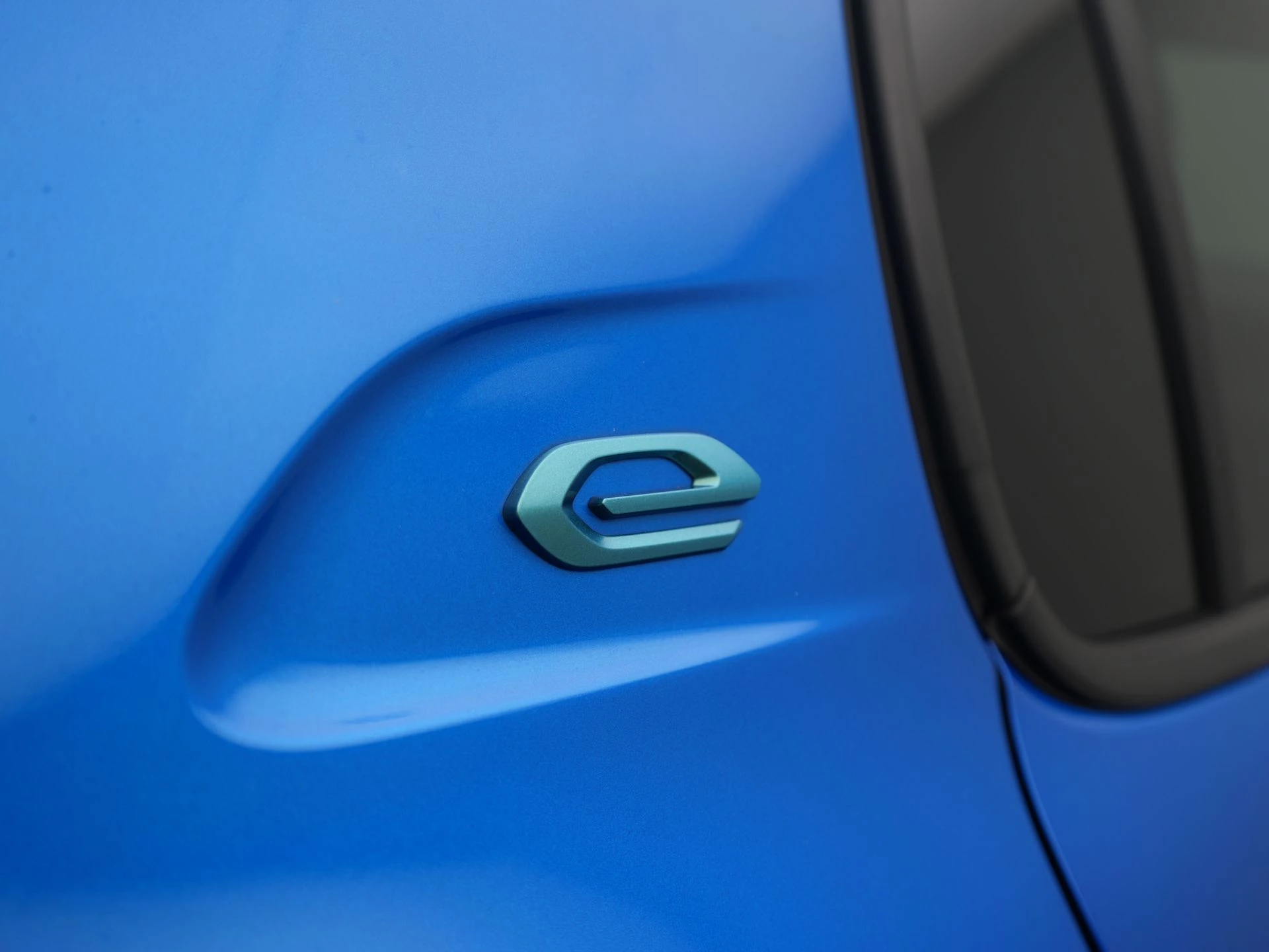 Hoofdafbeelding Peugeot e-208