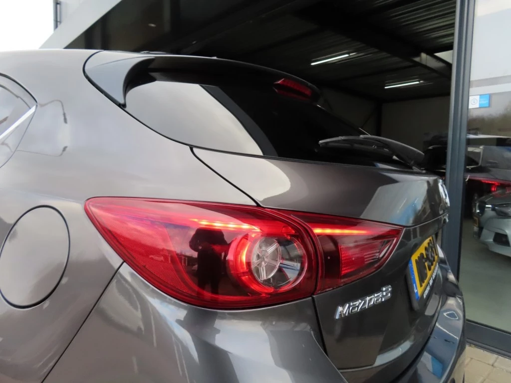 Hoofdafbeelding Mazda 3