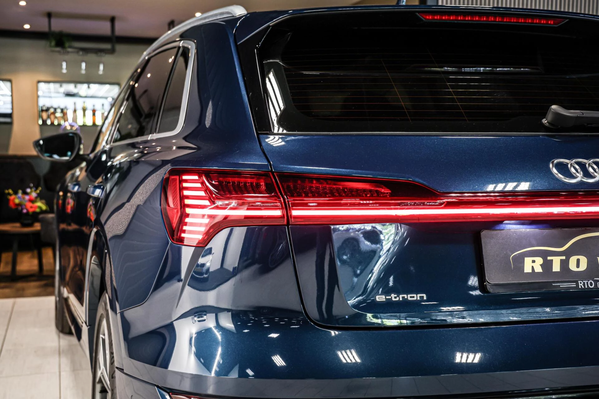 Hoofdafbeelding Audi e-tron