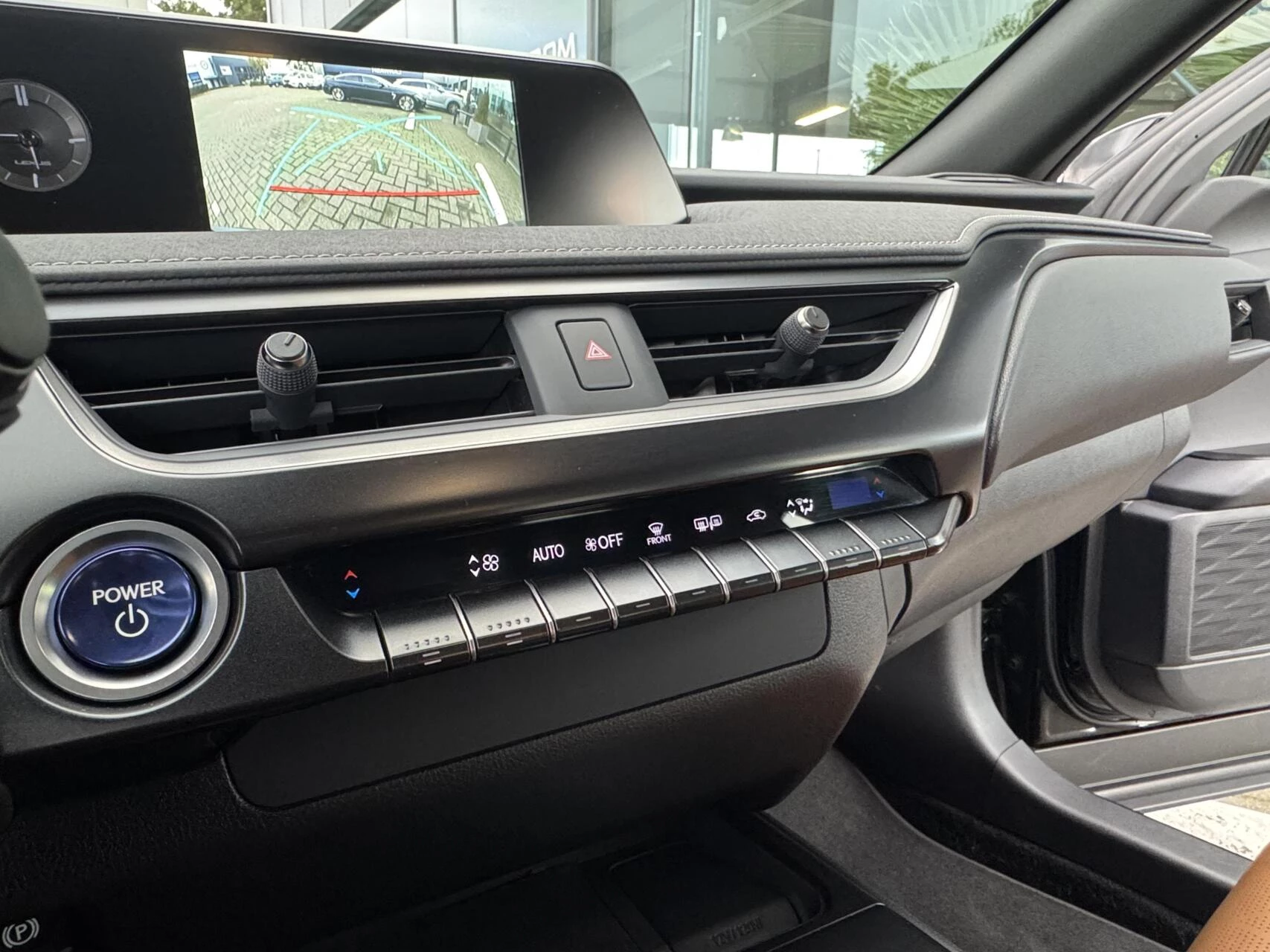 Hoofdafbeelding Lexus UX