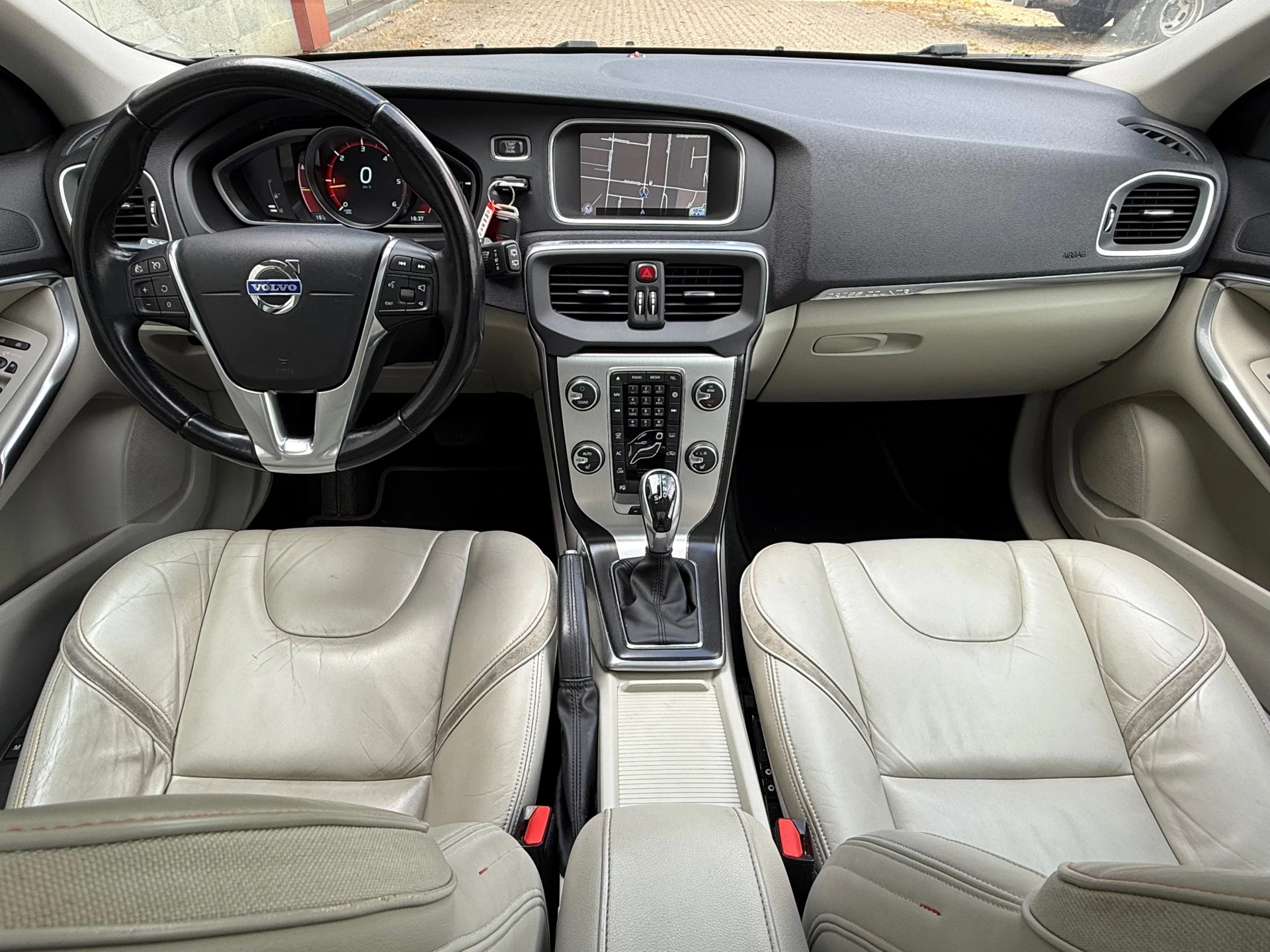 Hoofdafbeelding Volvo V40