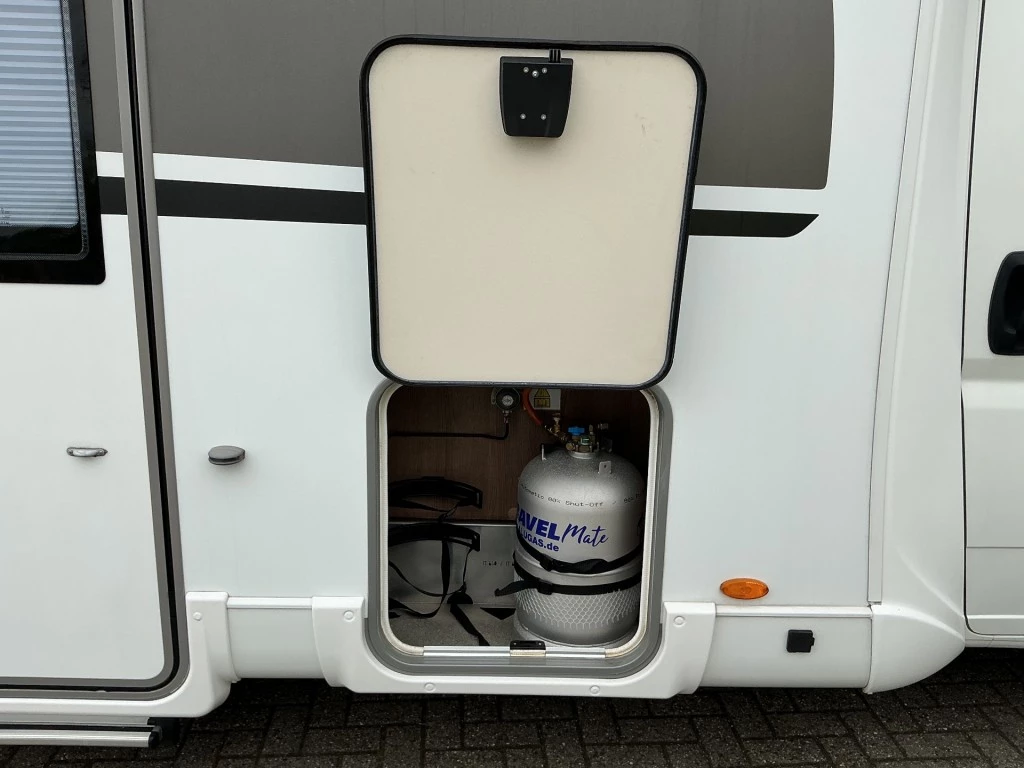 Hoofdafbeelding Bürstner Ixeo Bt6801