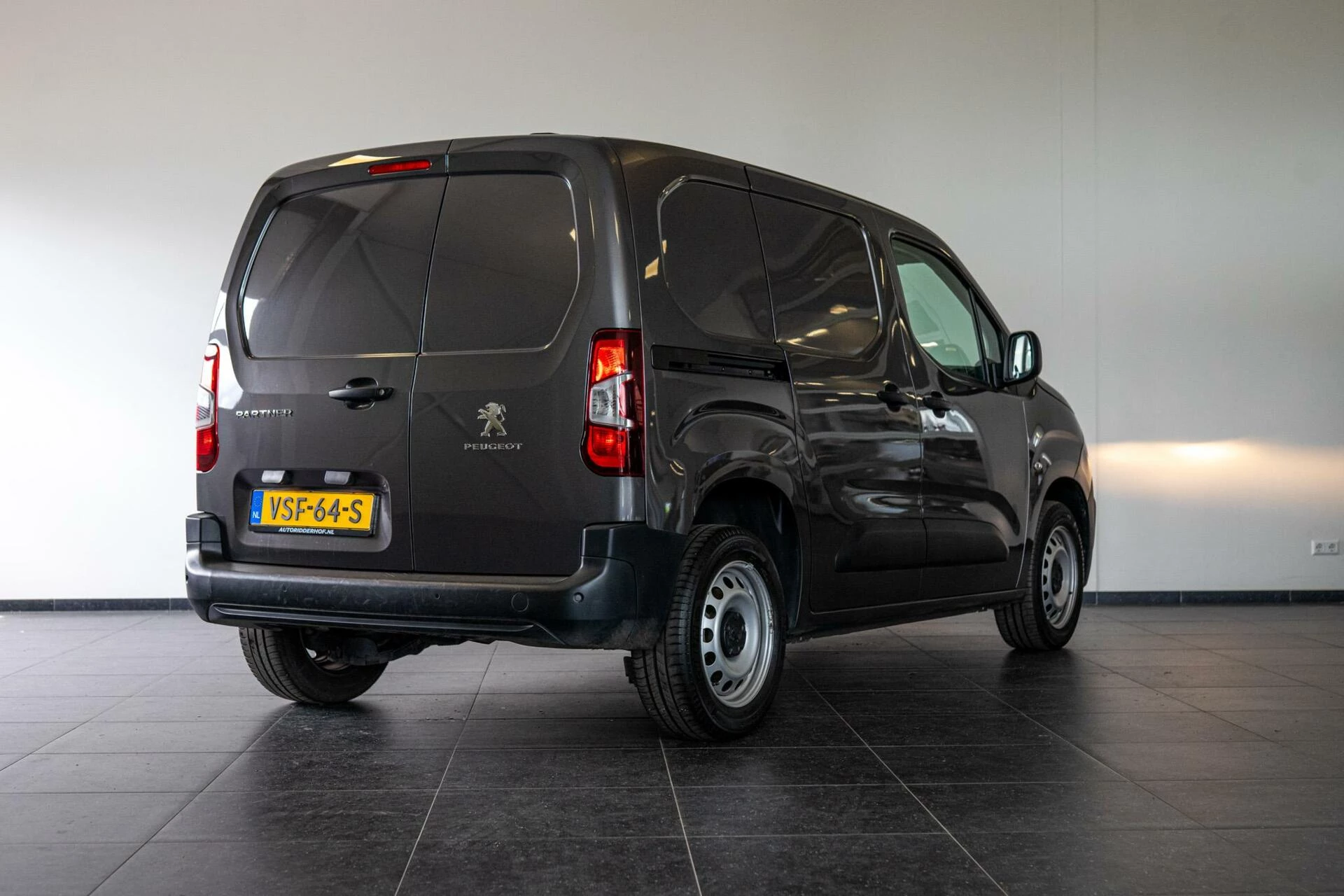 Hoofdafbeelding Peugeot Partner