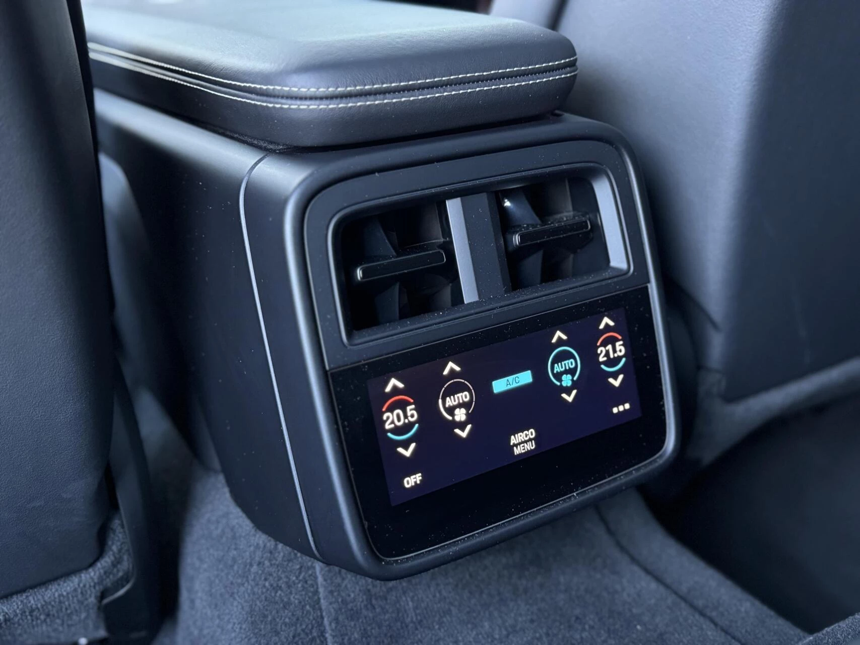 Hoofdafbeelding Porsche Taycan