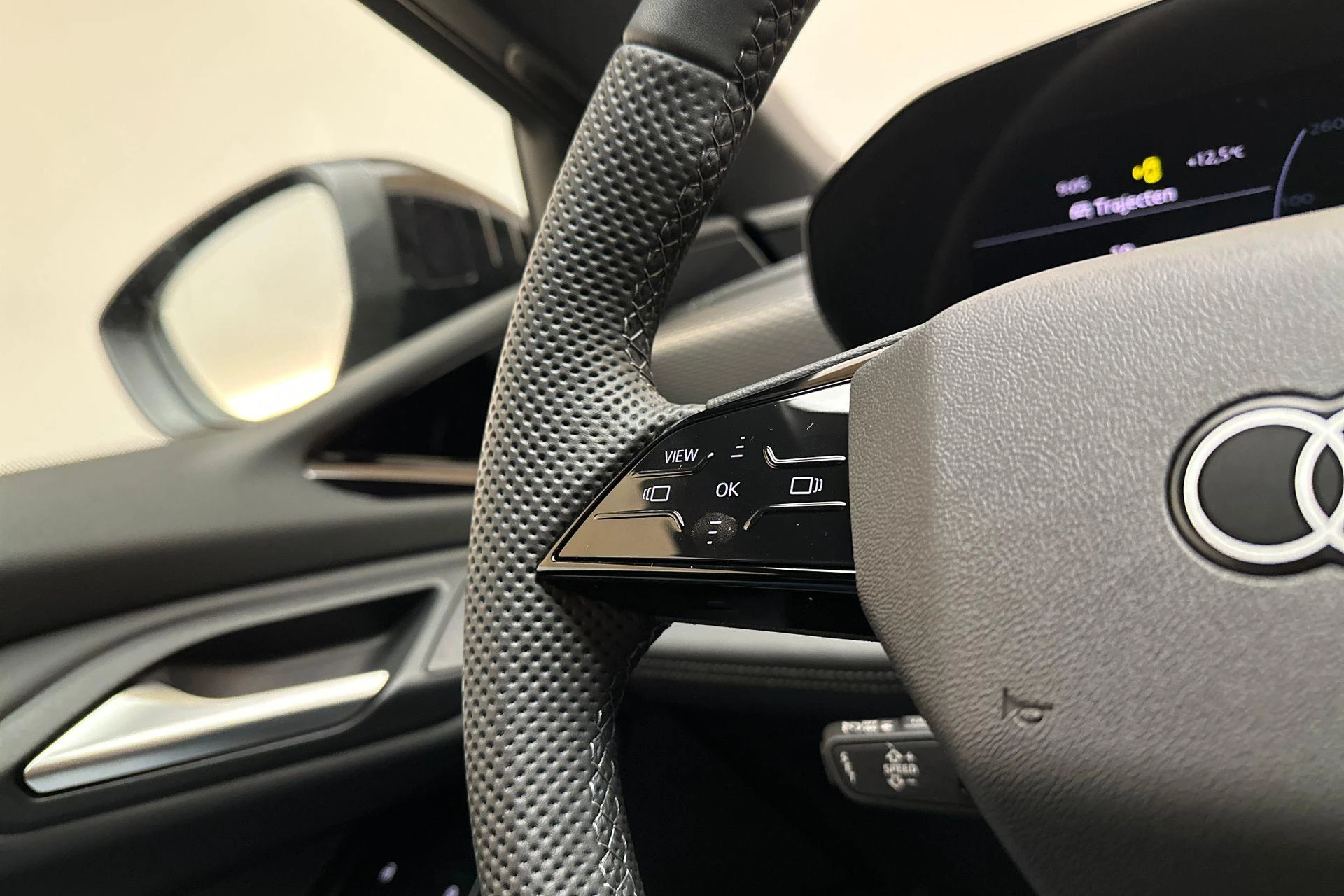 Hoofdafbeelding Audi A6 Avant e-tron