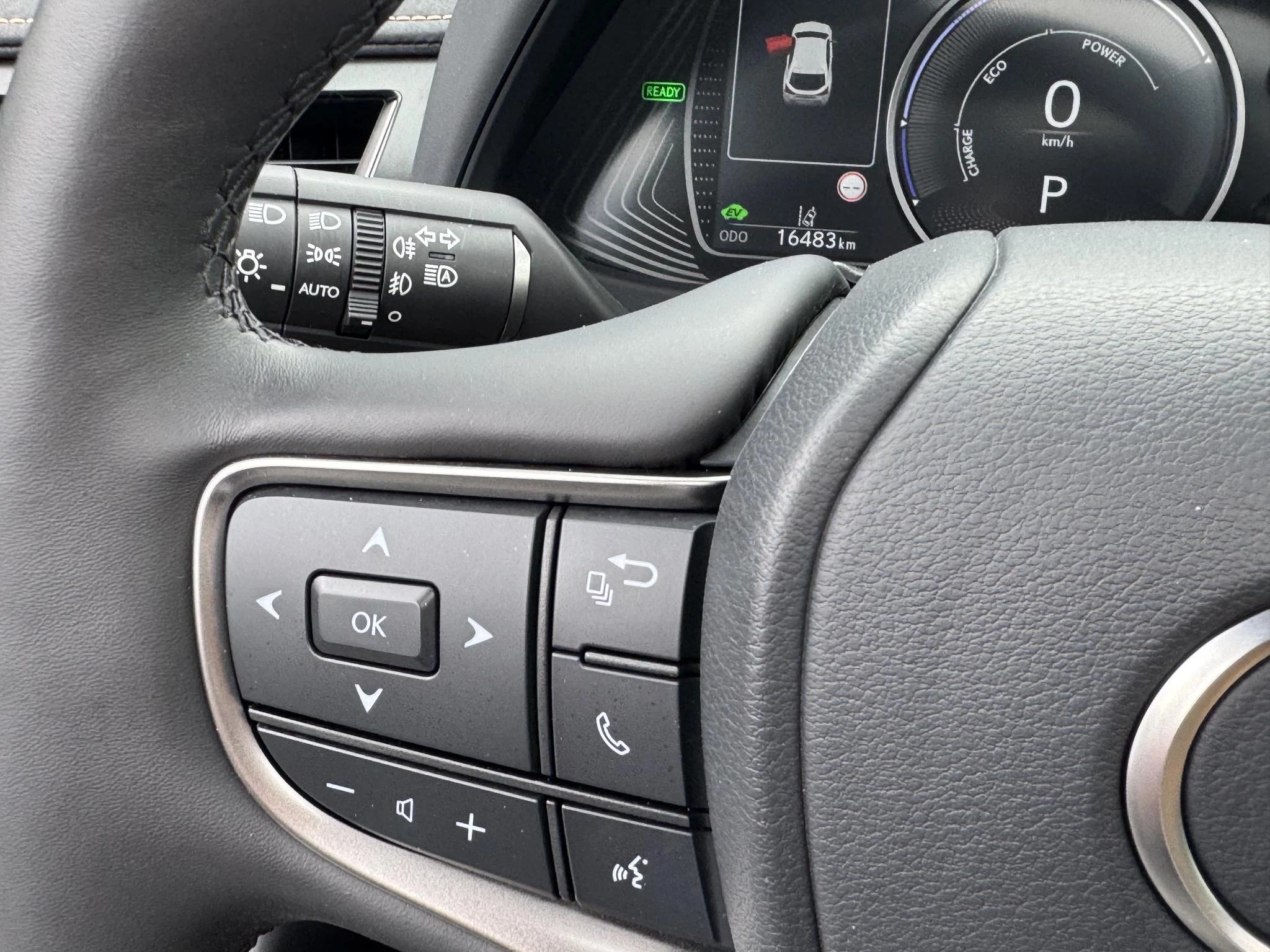 Hoofdafbeelding Lexus UX