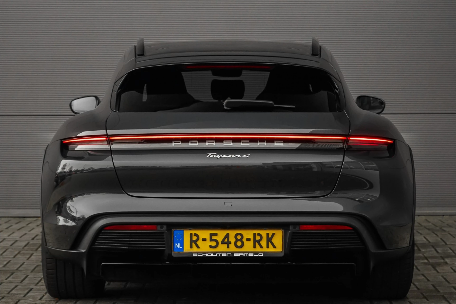 Hoofdafbeelding Porsche Taycan