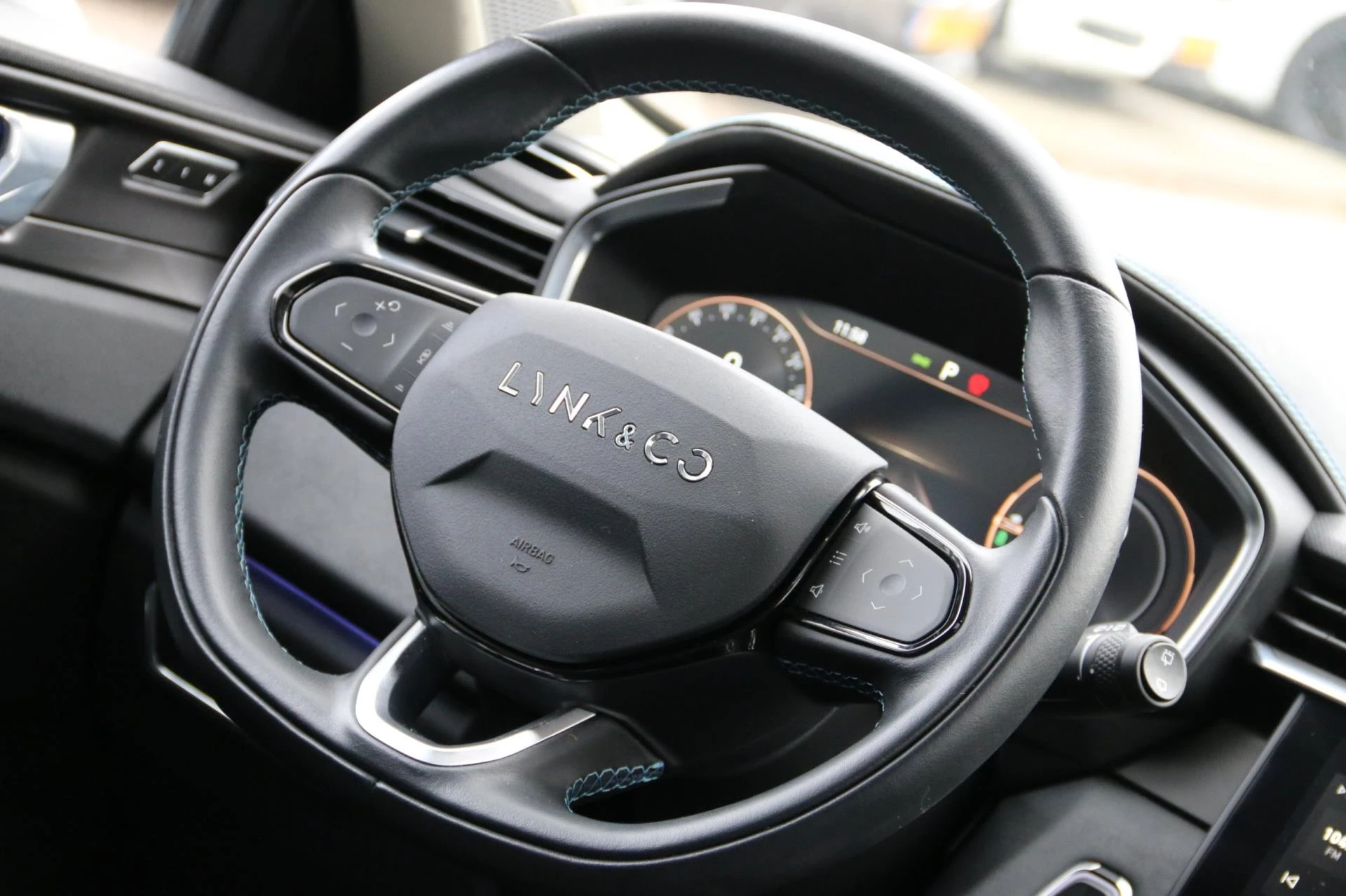 Hoofdafbeelding Lynk & Co 01