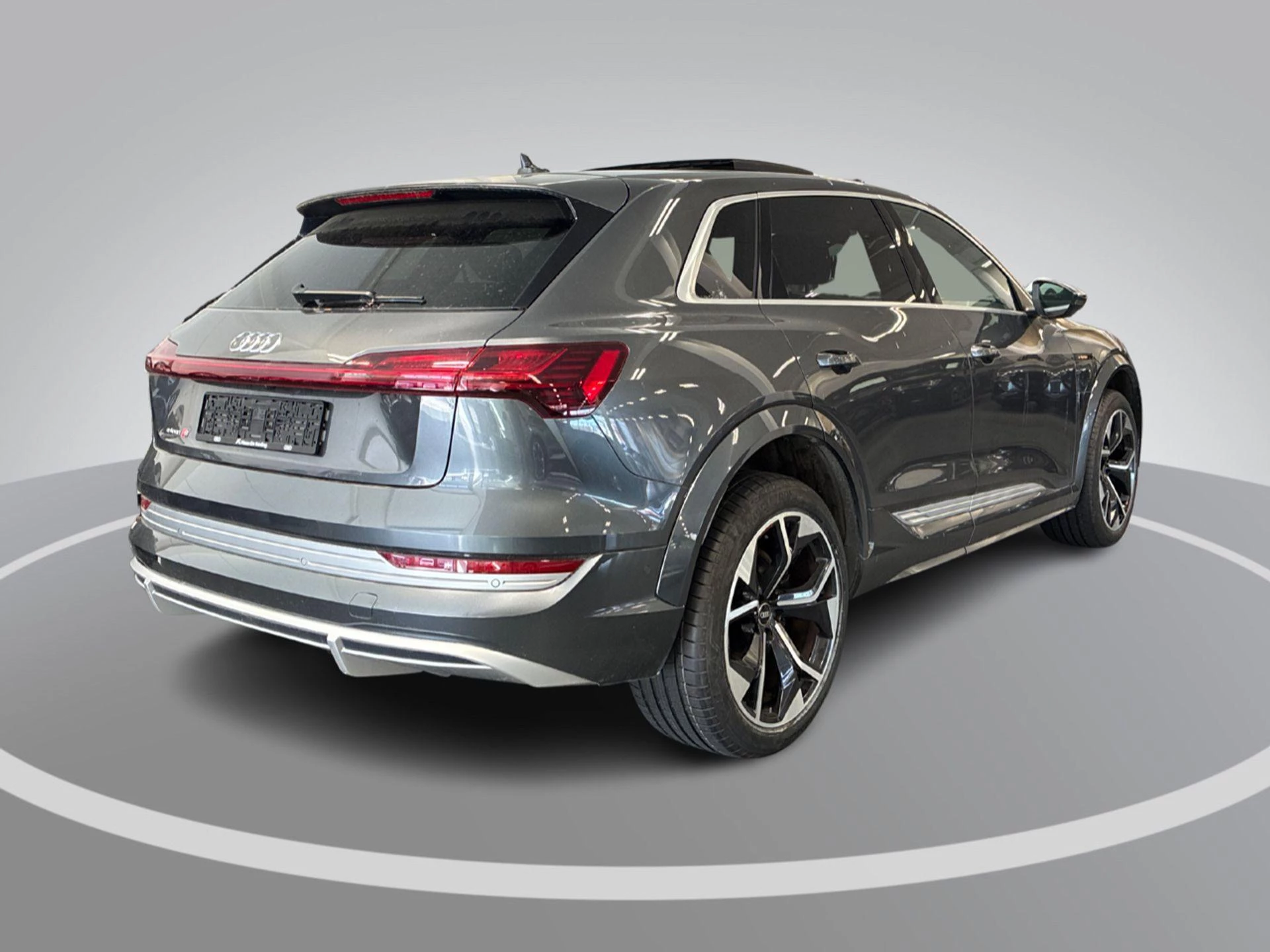 Hoofdafbeelding Audi e-tron