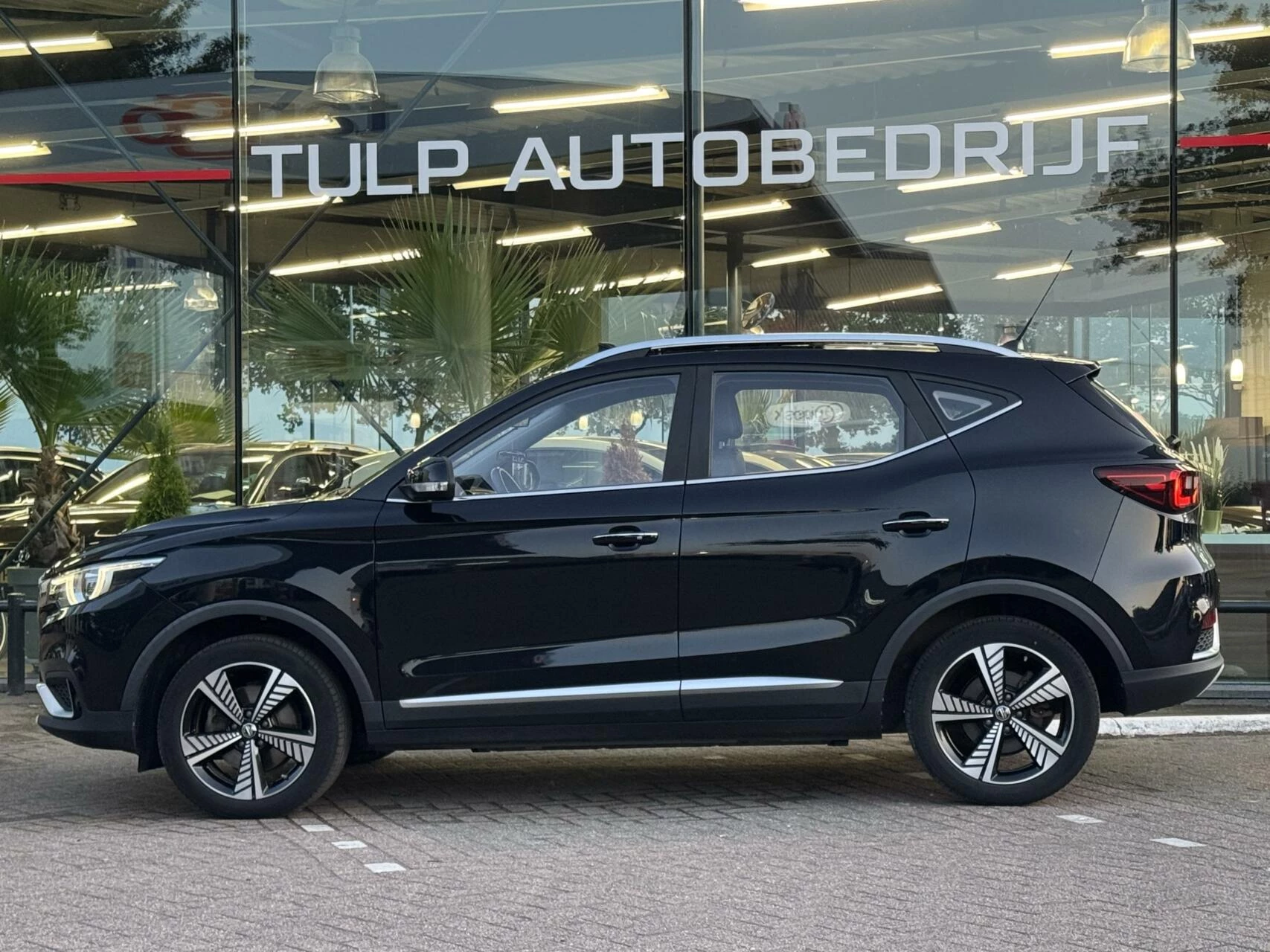 Hoofdafbeelding MG ZS EV