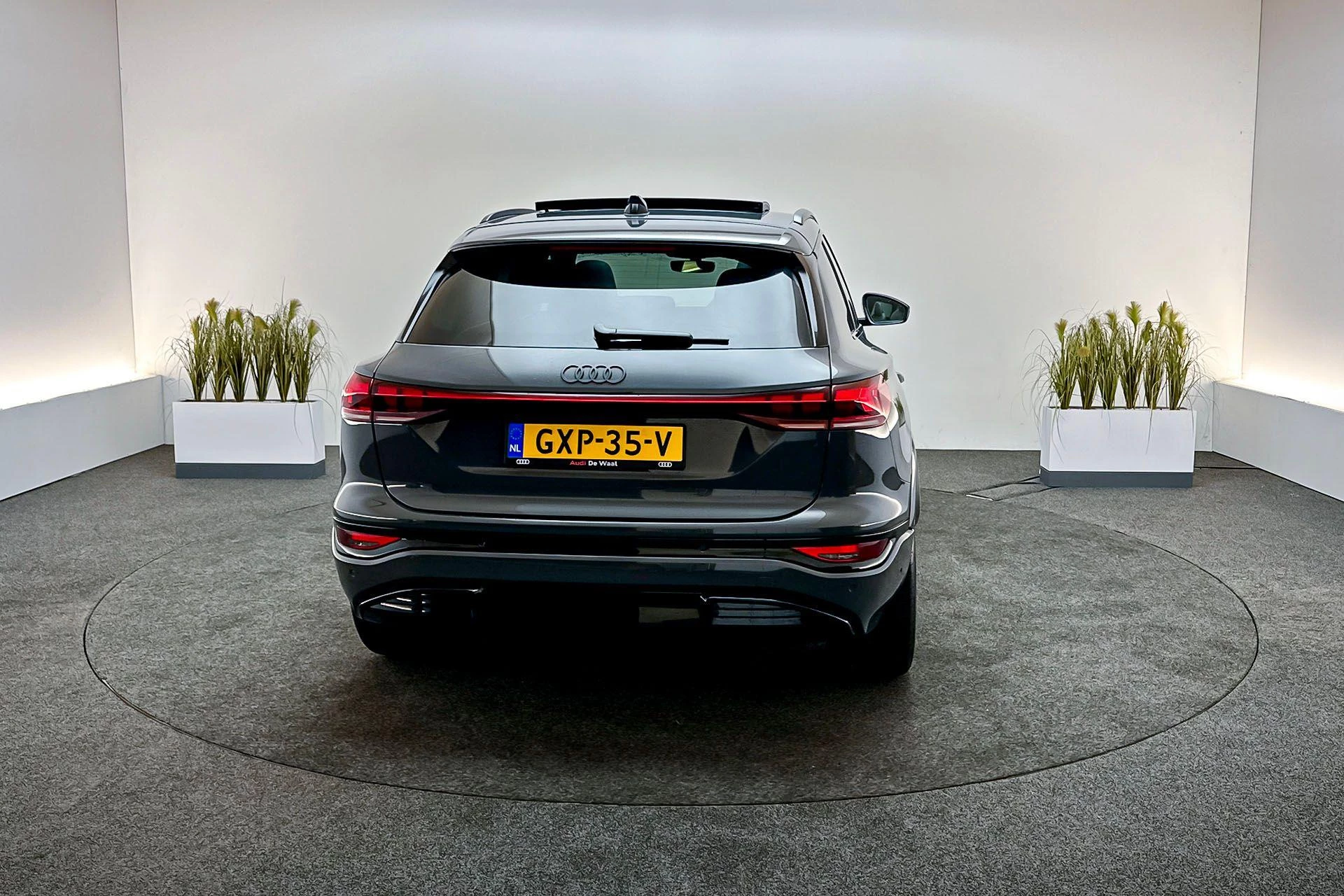 Hoofdafbeelding Audi Q6 e-tron