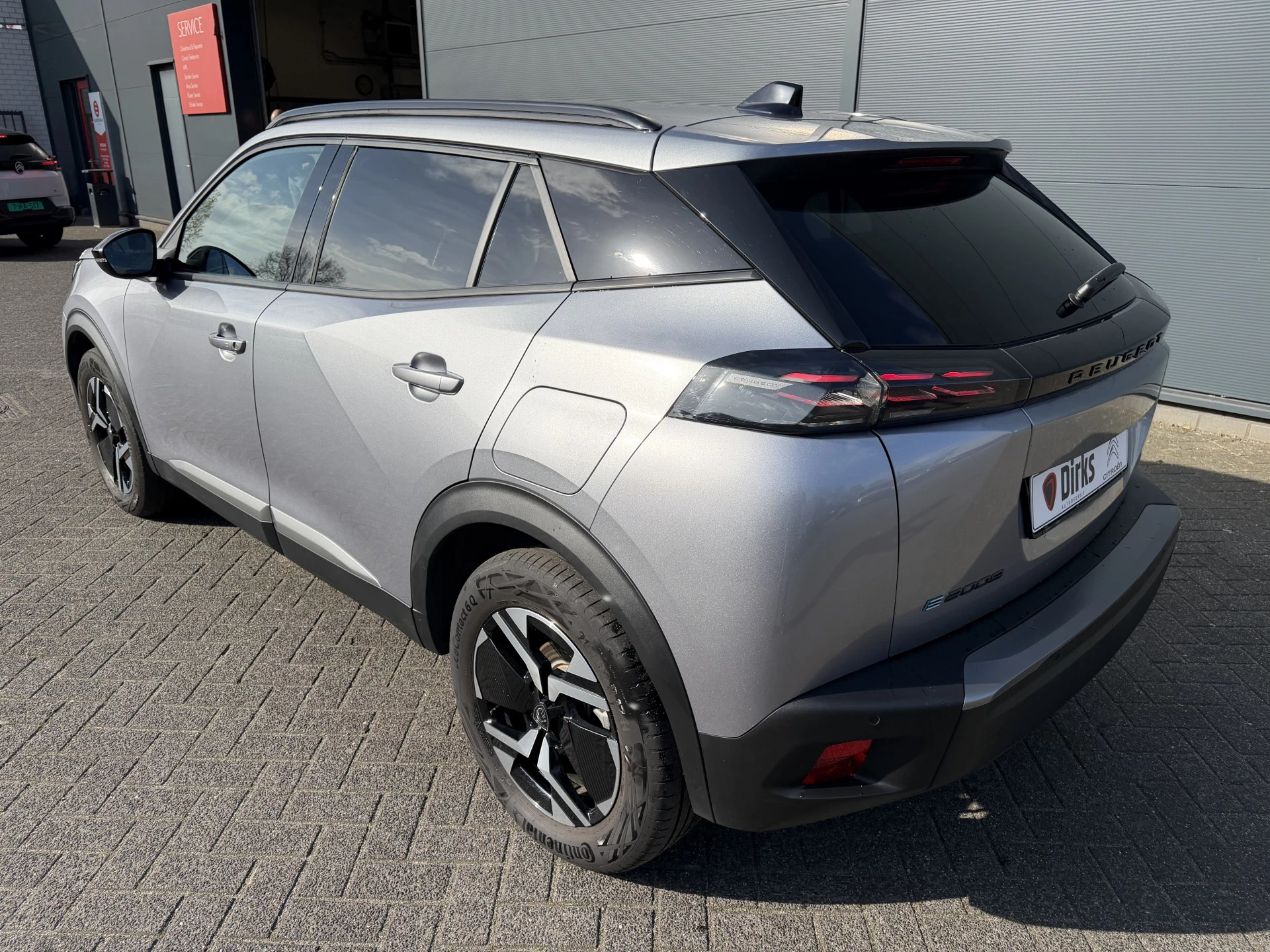 Hoofdafbeelding Peugeot e-2008