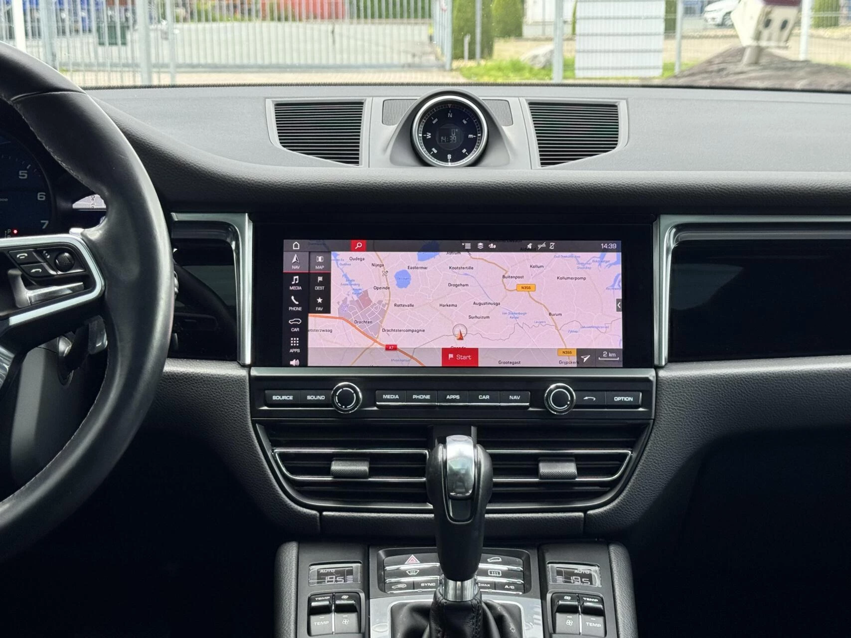 Hoofdafbeelding Porsche Macan